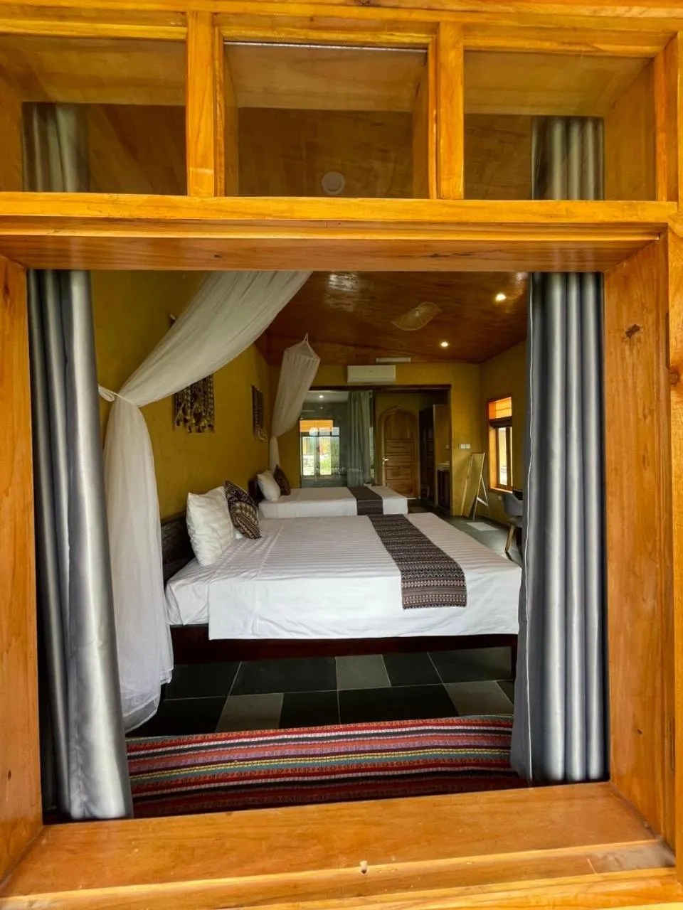 Bed in Sky Bay Lodge