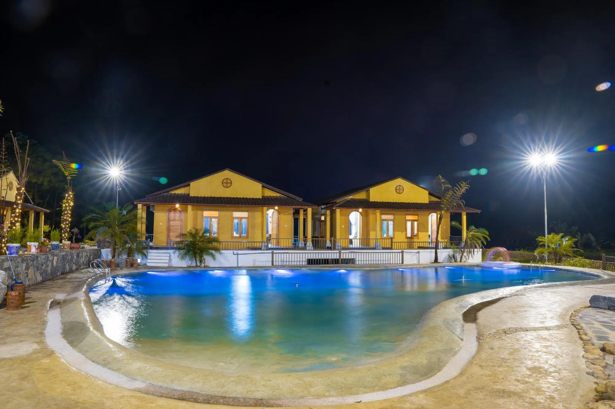 Property building in Sky Bay Lodge