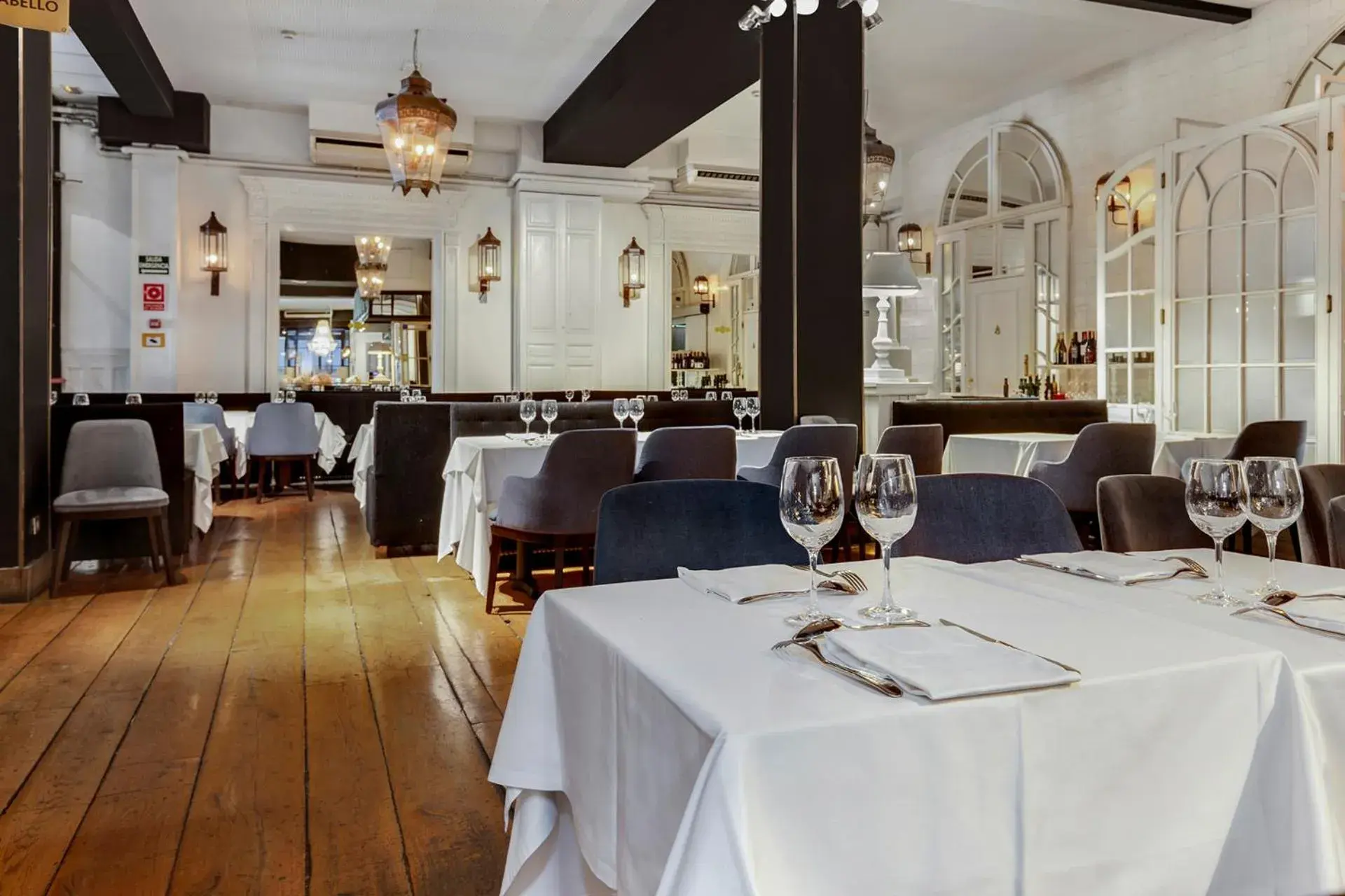 Restaurant/places to eat in Hotel Market Restaurant/places to eat in Hotel Market