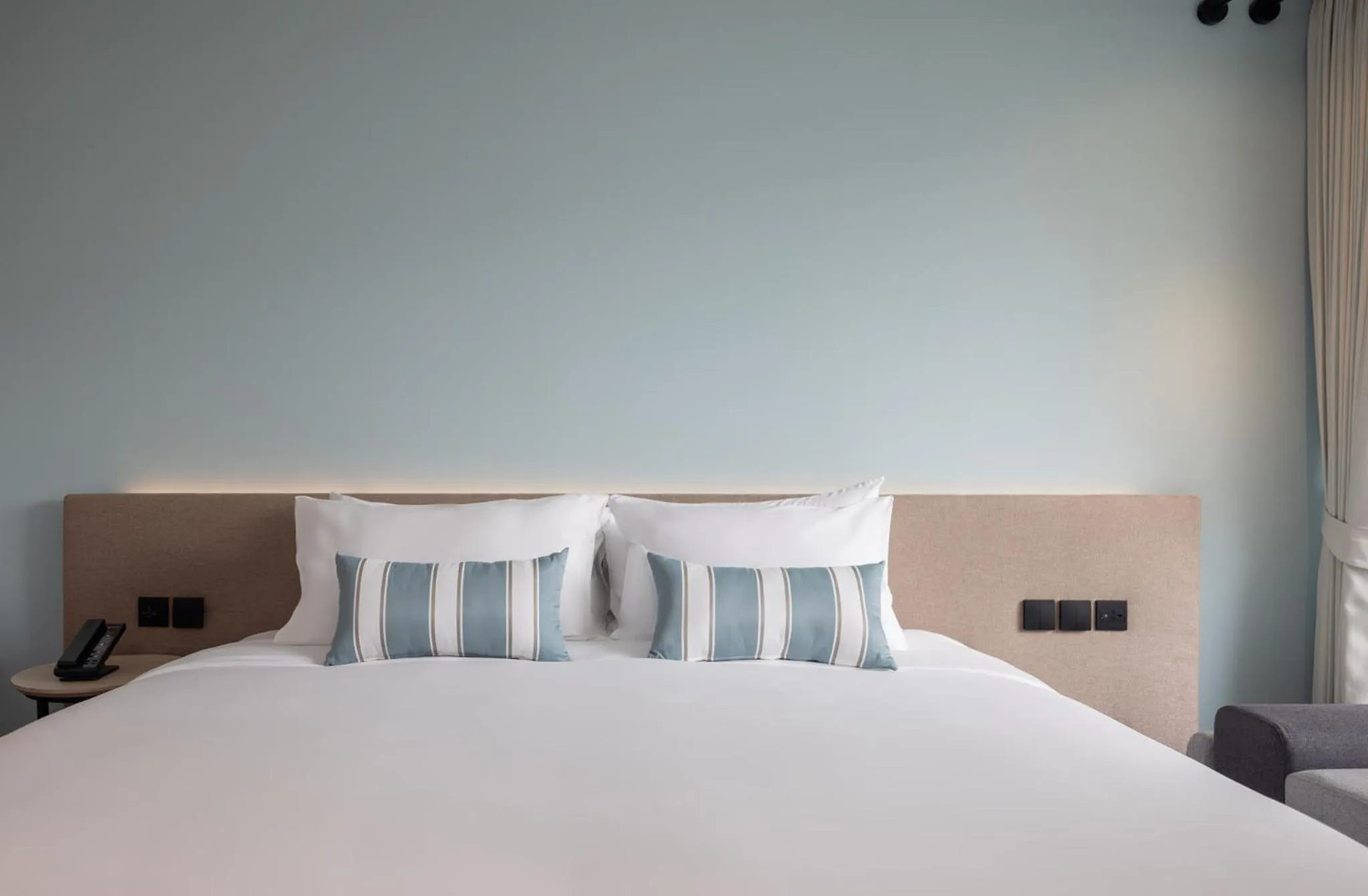 Bed in Travelodge Nimman