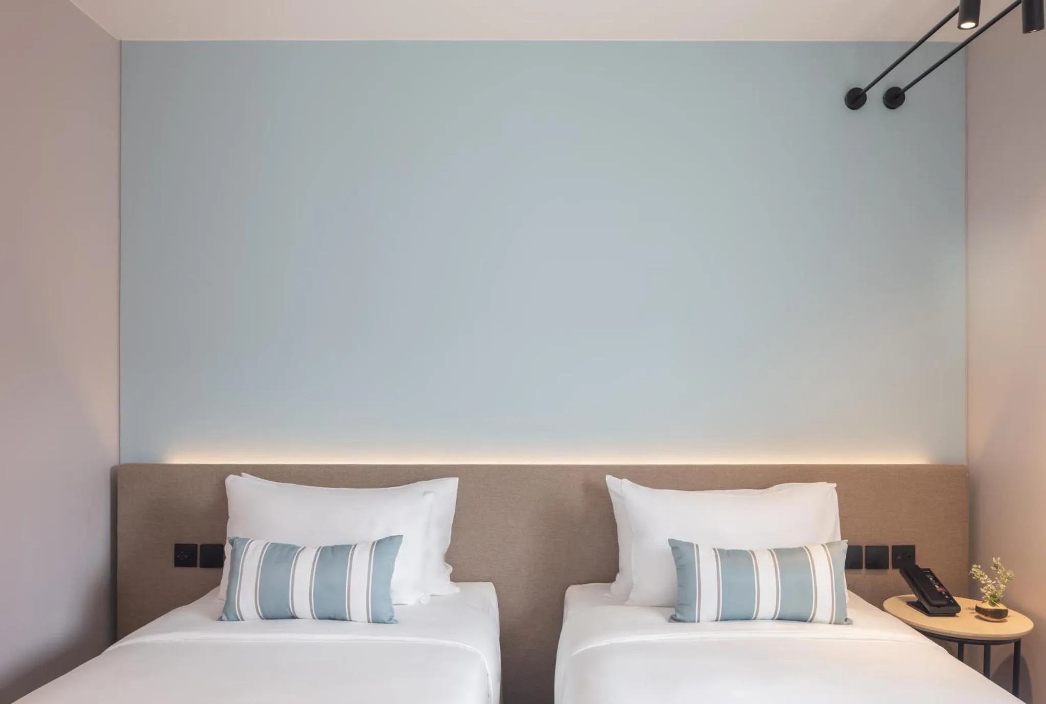 Bed in Travelodge Nimman