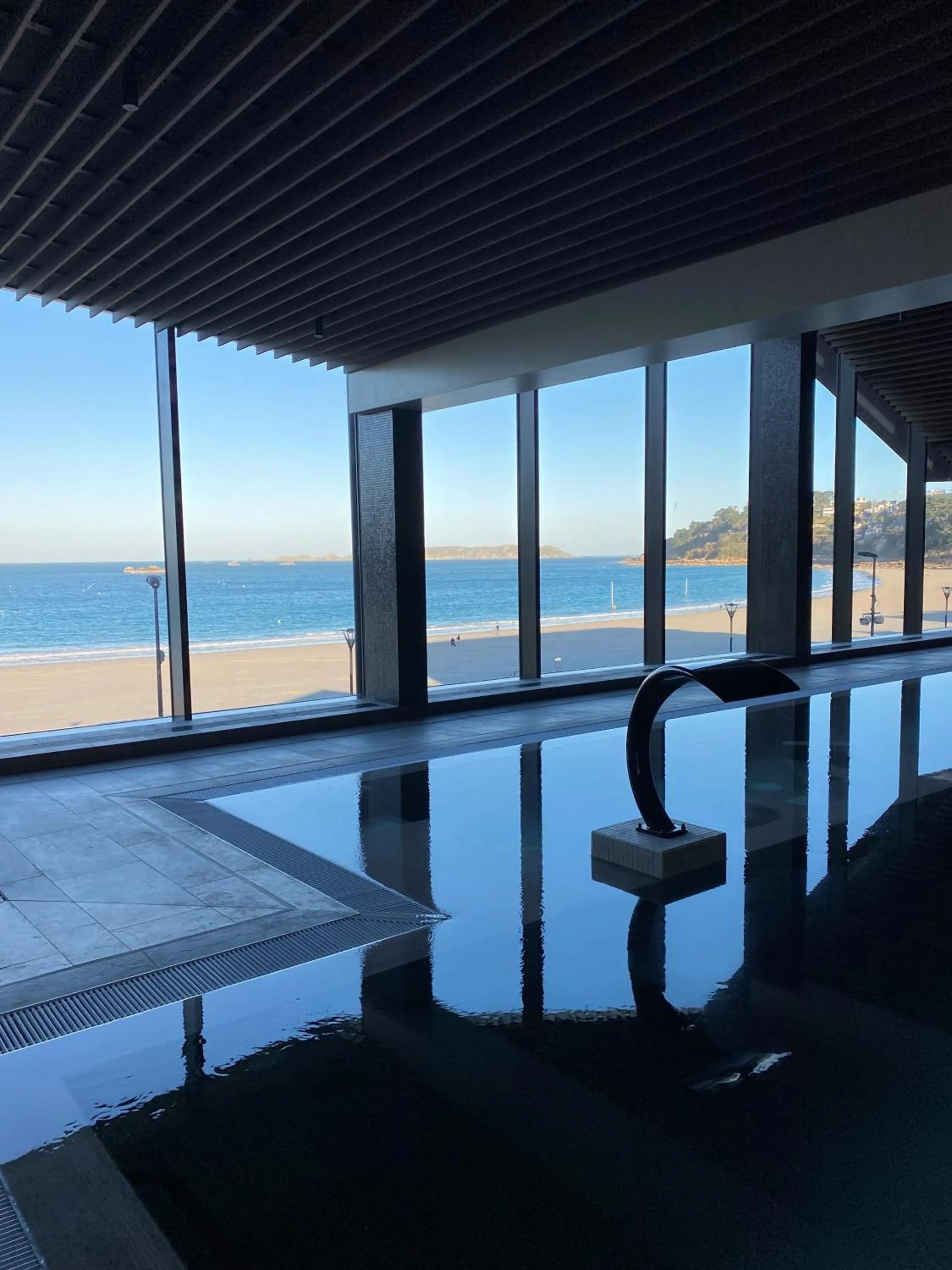 Beach in Hôtel Roz Marine Thalasso Resort