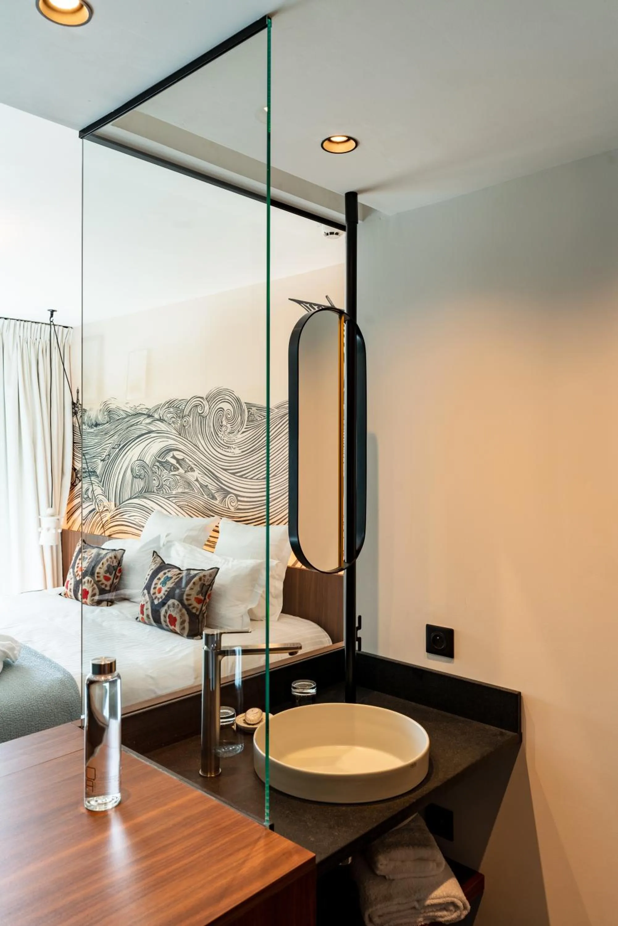 Bathroom in Hôtel Roz Marine Thalasso Resort