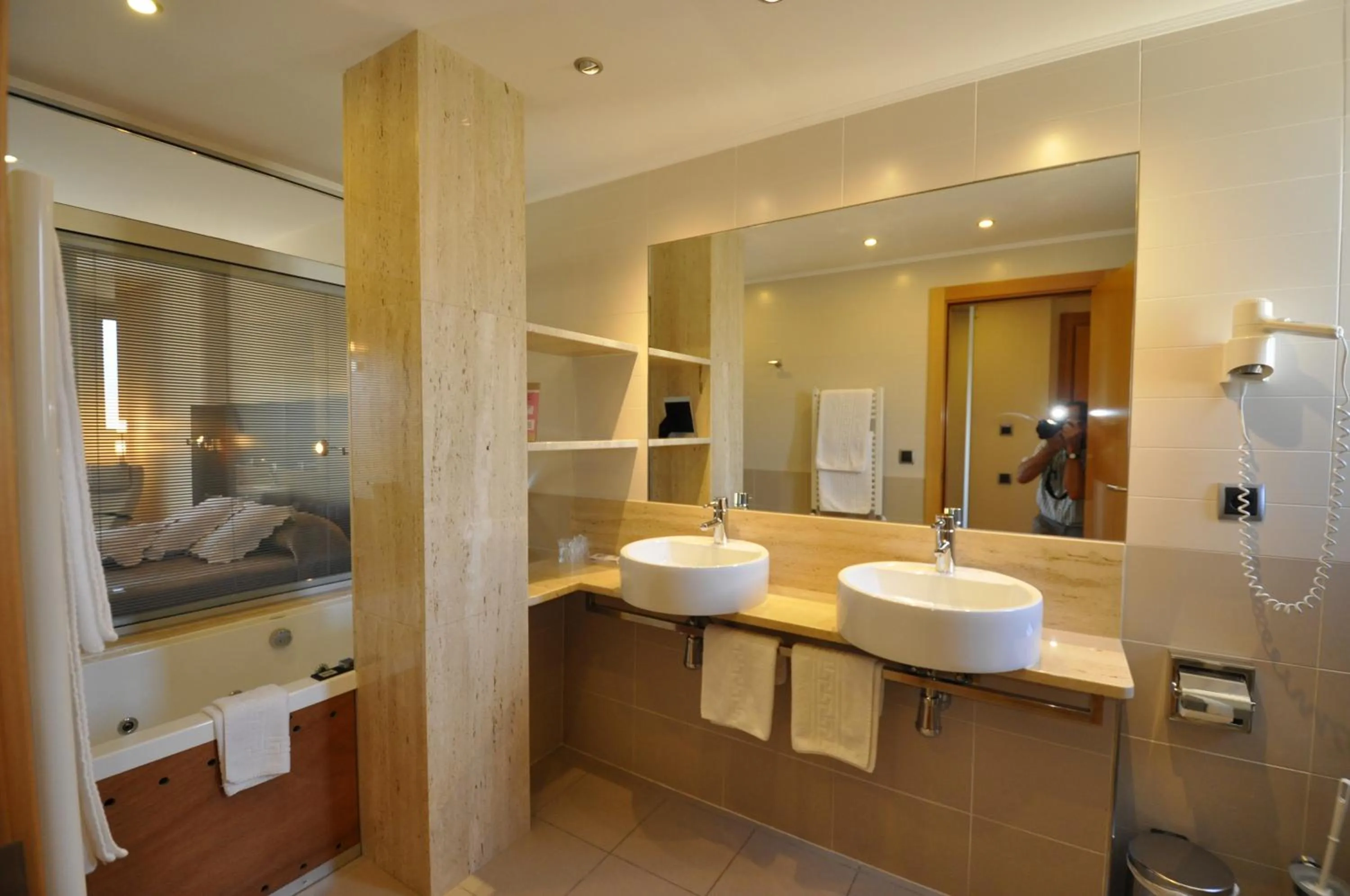 Bathroom in Hotel Palau de Girona