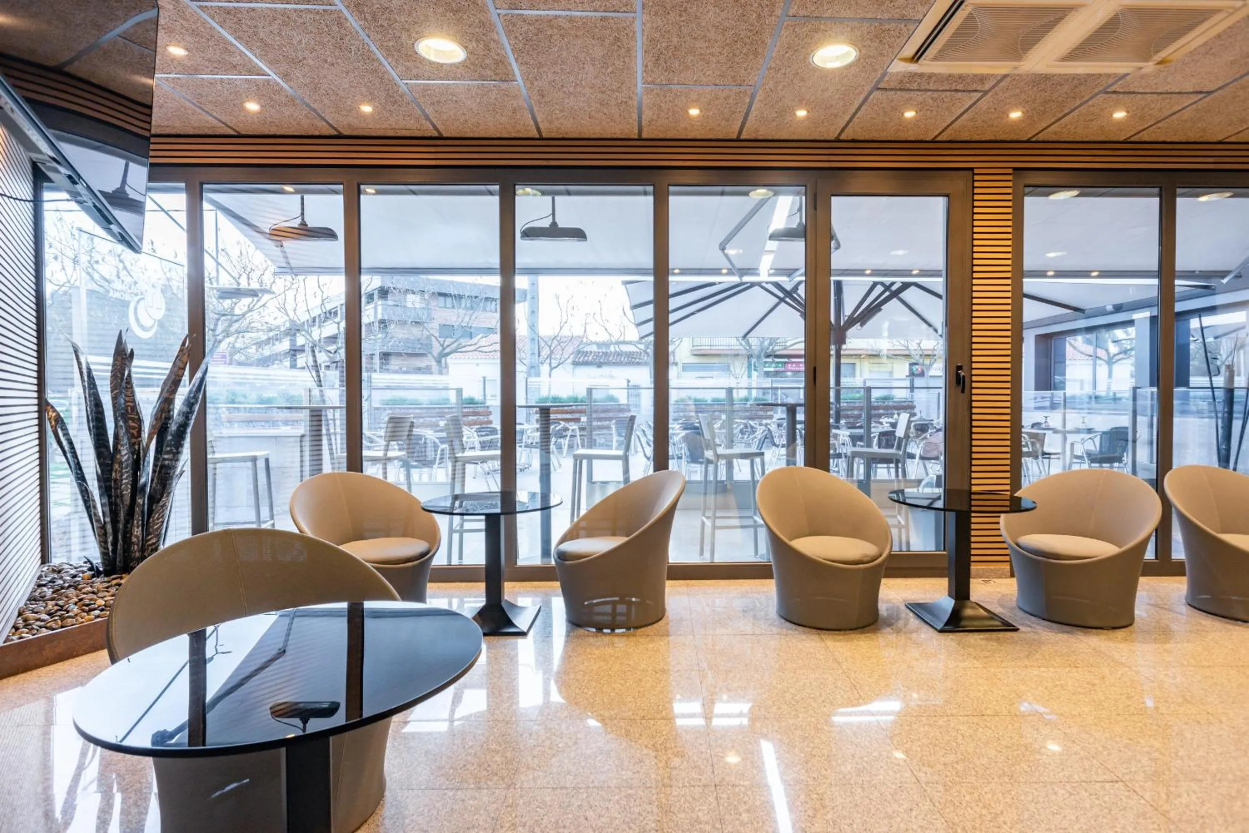 Seating area in Hotel Palau de Girona