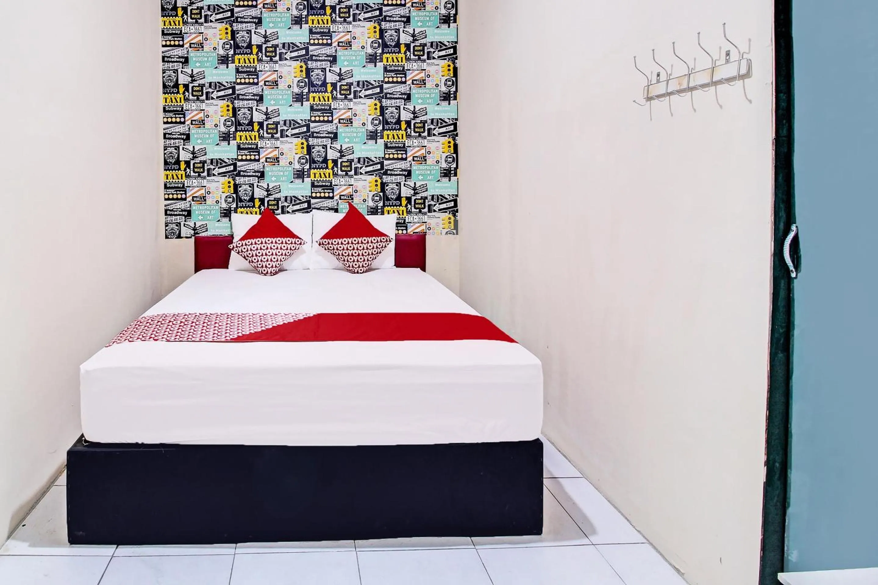 Bedroom, Bed in OYO Life 92032 Utama Hotel & Karaoke