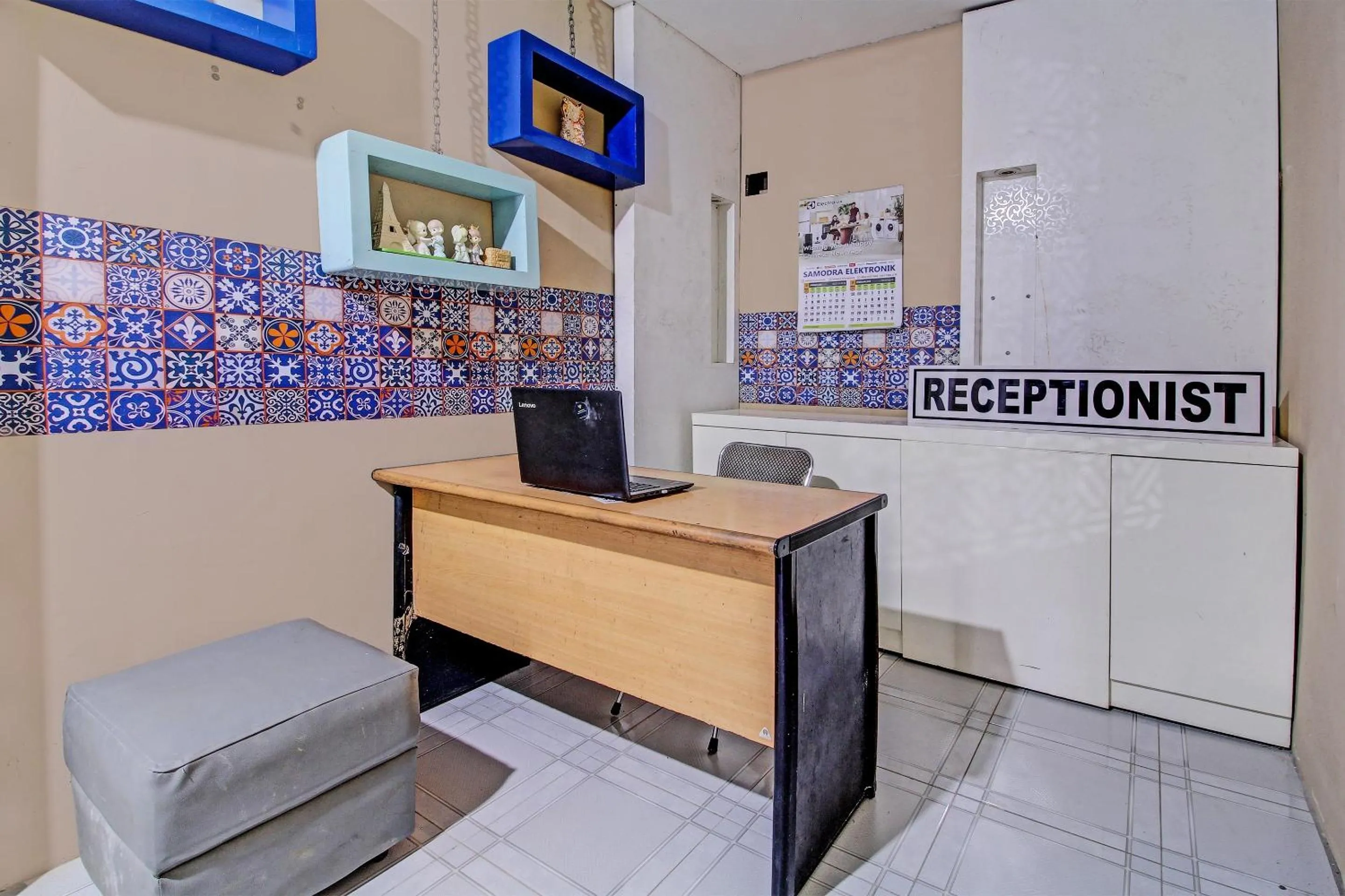 Lobby or reception in OYO Life 92032 Utama Hotel & Karaoke