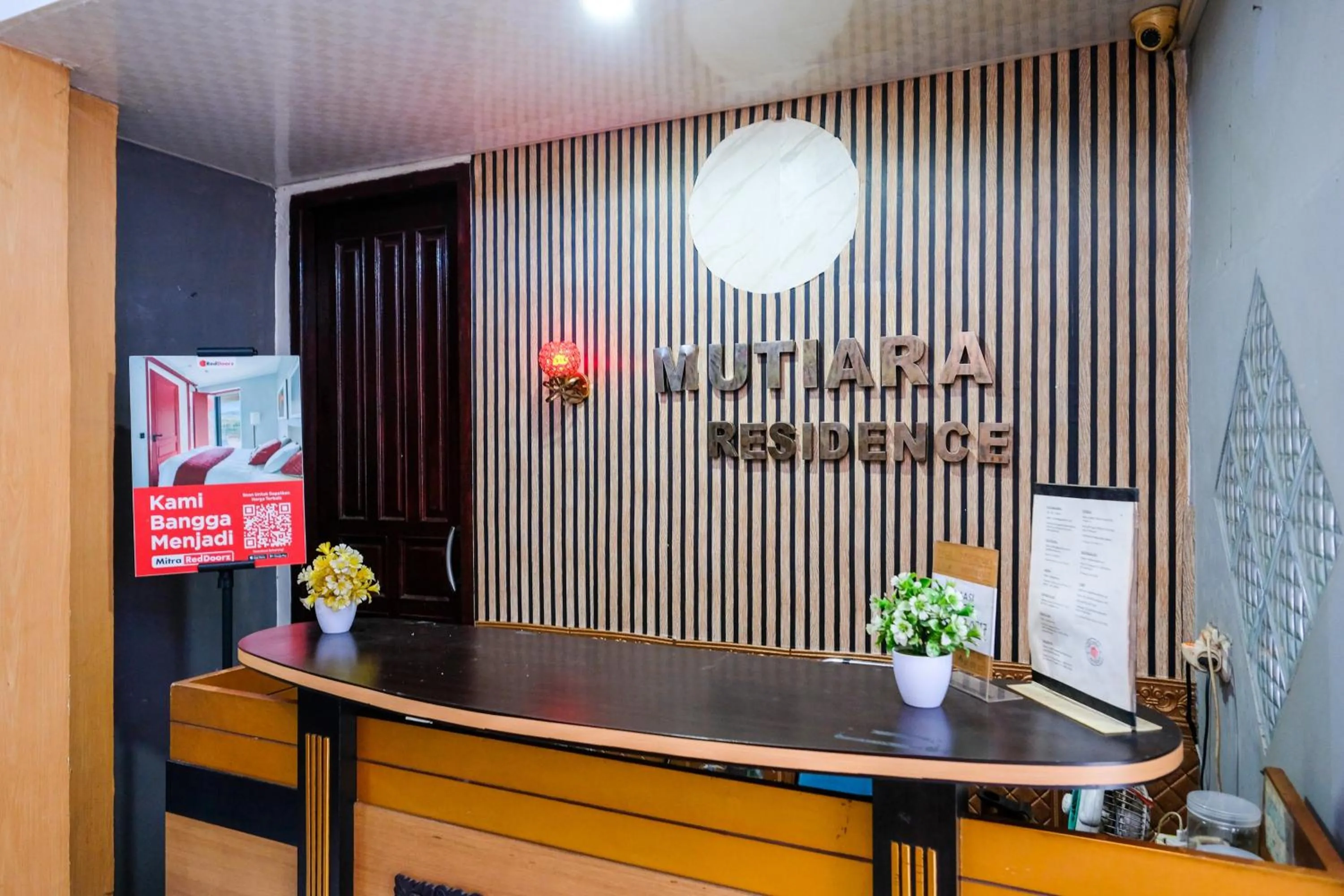 Lobby or reception in RedDoorz near Lippo Mall Yogyakarta 3