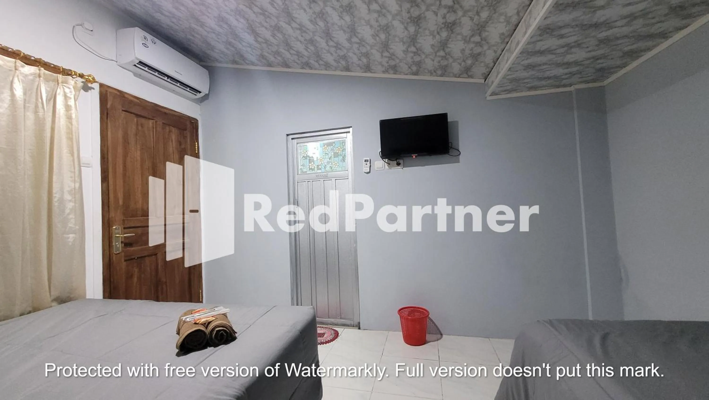 Bedroom in RedDoorz near Lippo Mall Yogyakarta 3