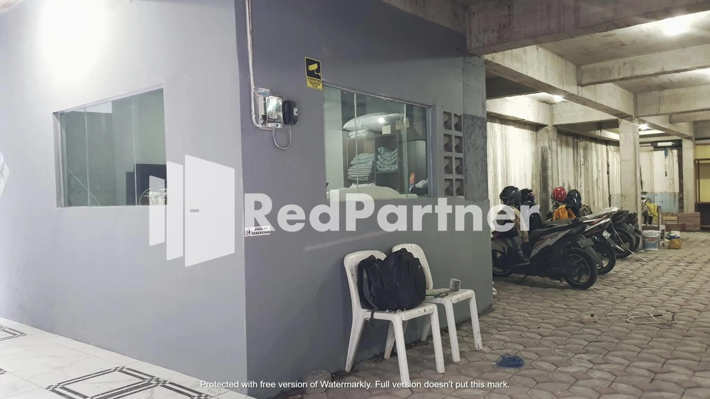Lobby or reception in RedDoorz near Lippo Mall Yogyakarta 3