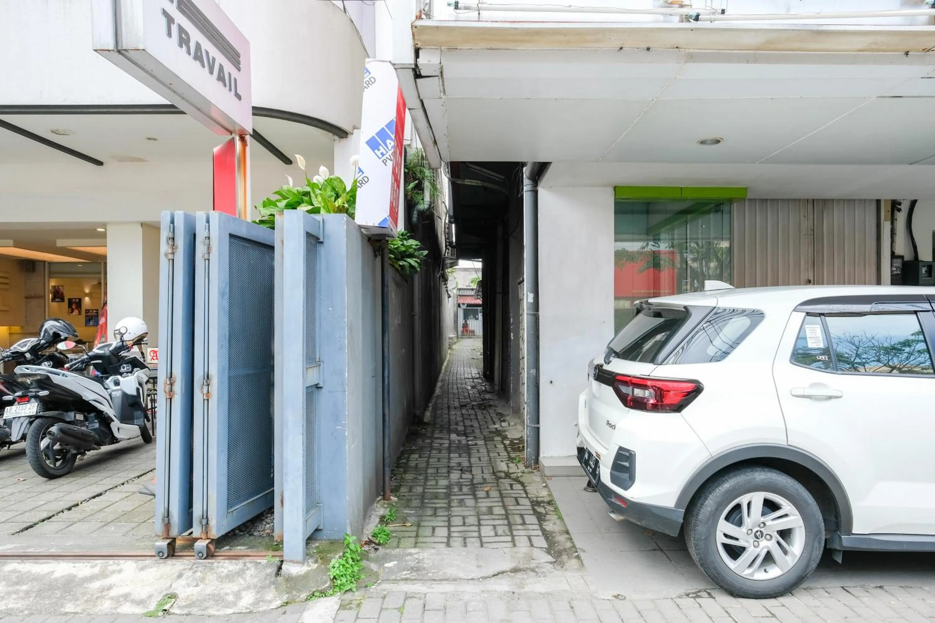 Property building in RedDoorz near Lippo Mall Yogyakarta 3