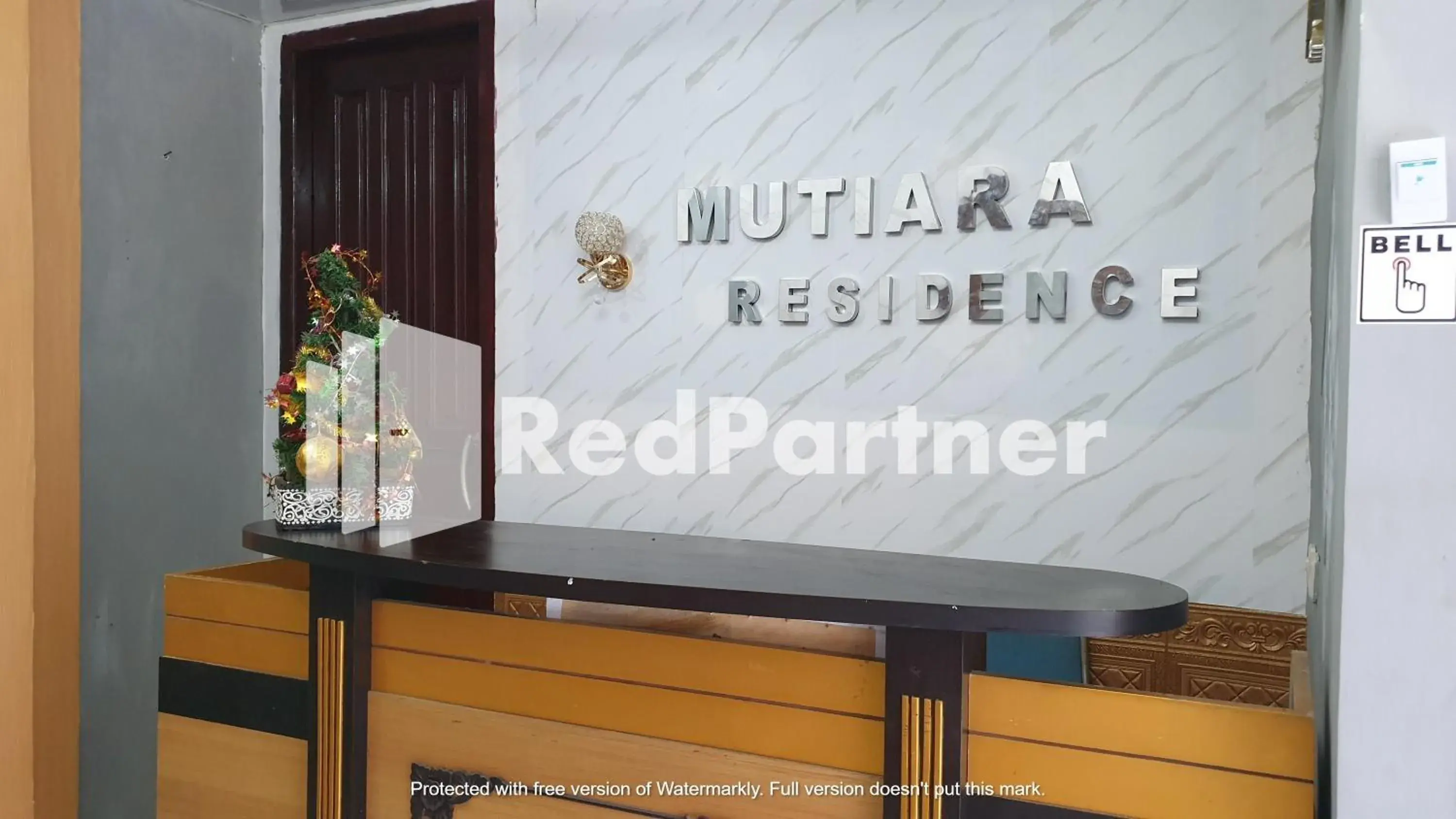 Lobby or reception in RedDoorz near Lippo Mall Yogyakarta 3 Lobby or reception in RedDoorz near Lippo Mall Yogyakarta 3