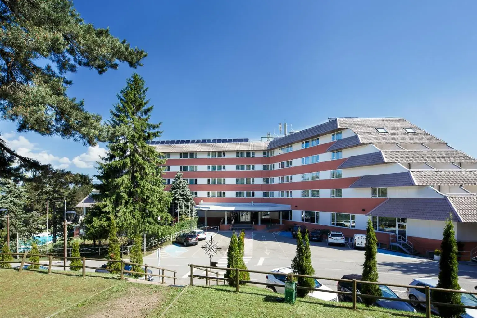 Property building in Alp Hotel Masella Property building in Alp Hotel Masella