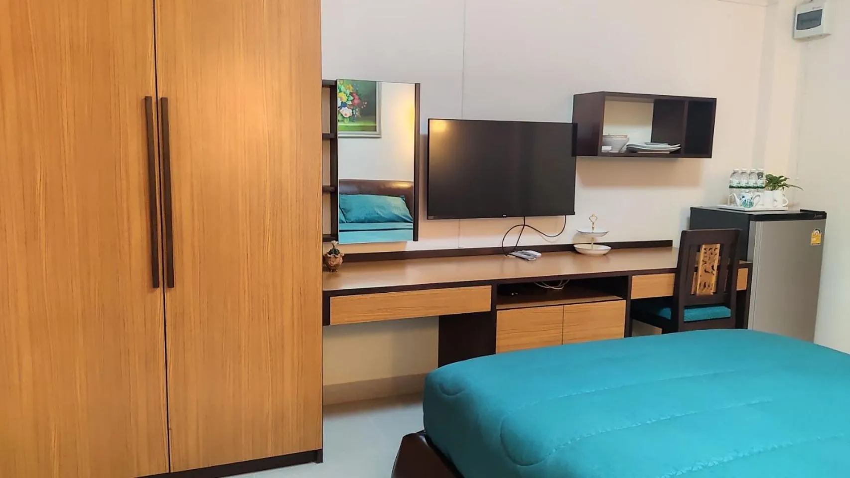 TV and multimedia, Bed in 66 Apartment