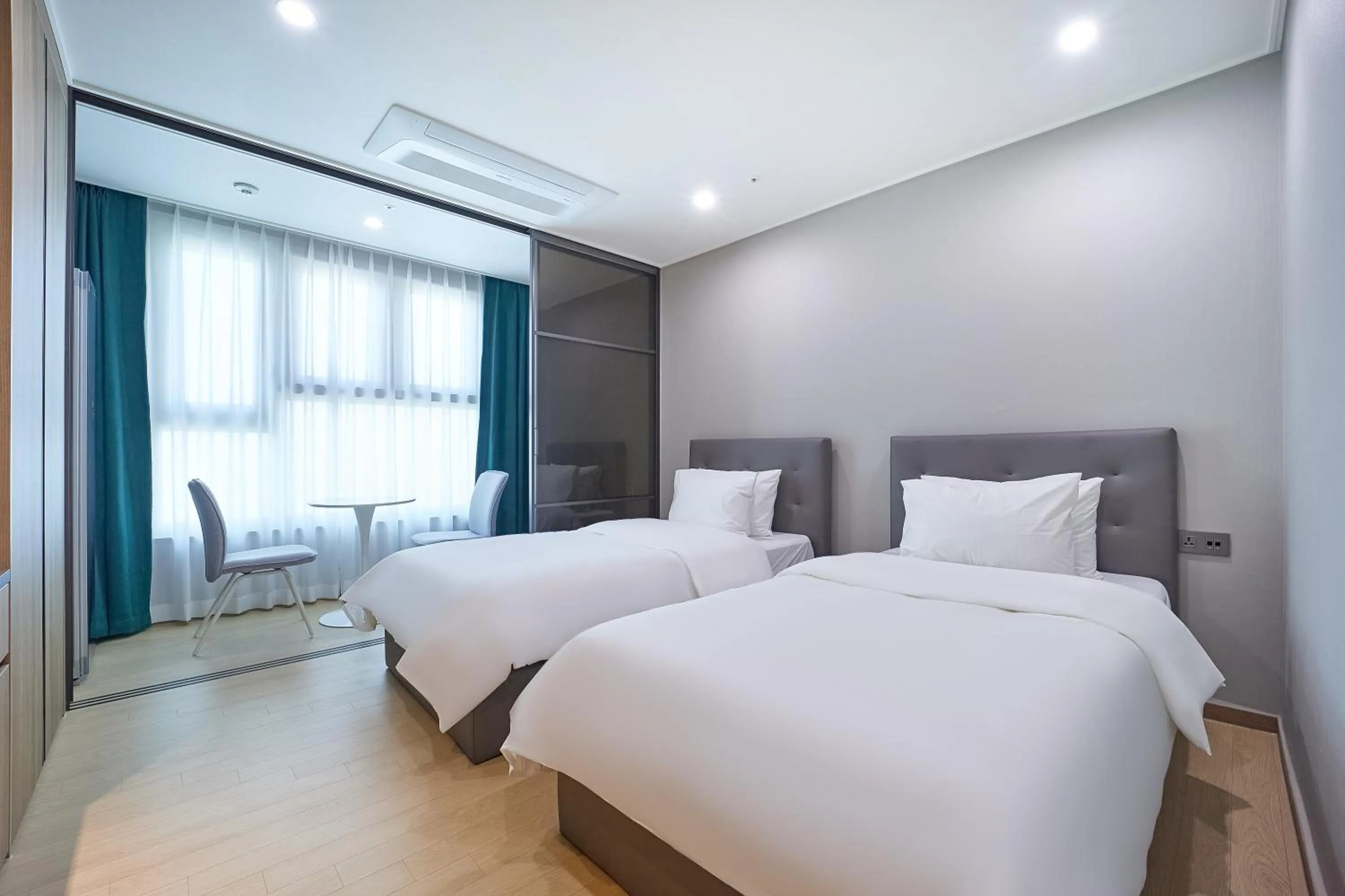 Bed in Jeonju Signature Hotel