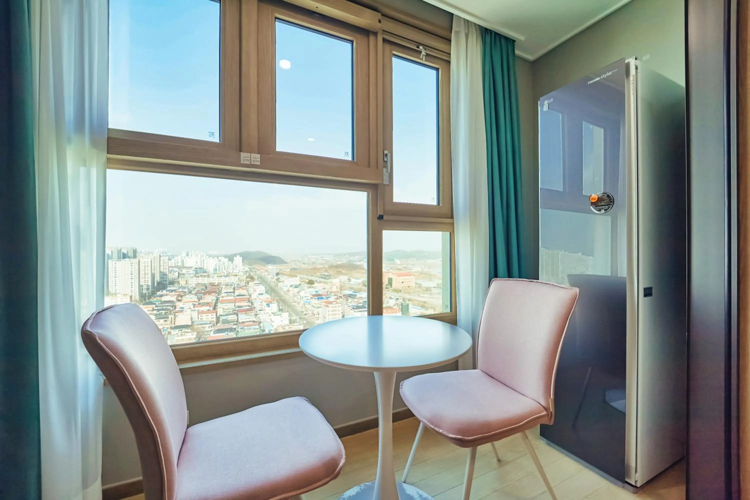 Seating area in Jeonju Signature Hotel