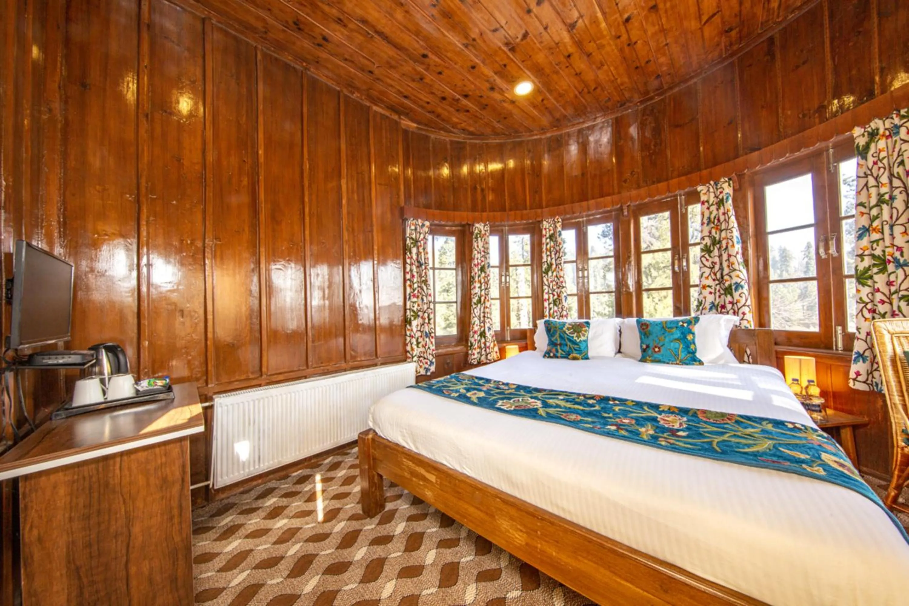 Bed in Gulmarg Ski Hill Resort