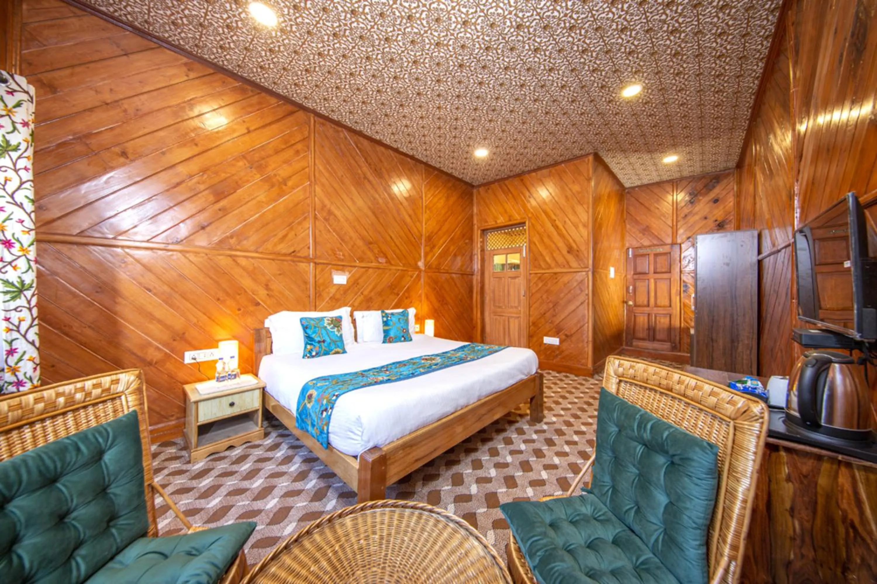 Bed in Gulmarg Ski Hill Resort