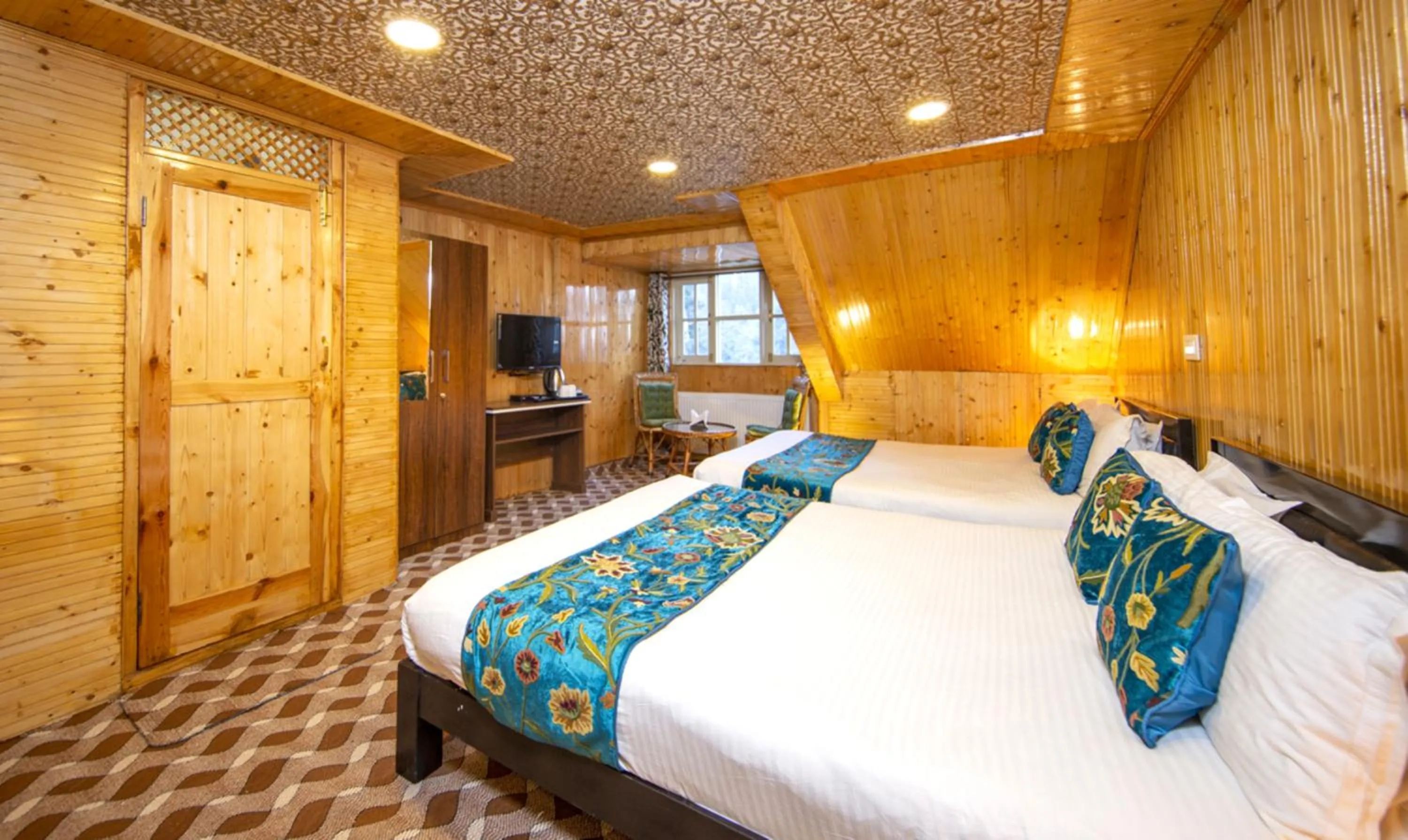 Bed in Gulmarg Ski Hill Resort