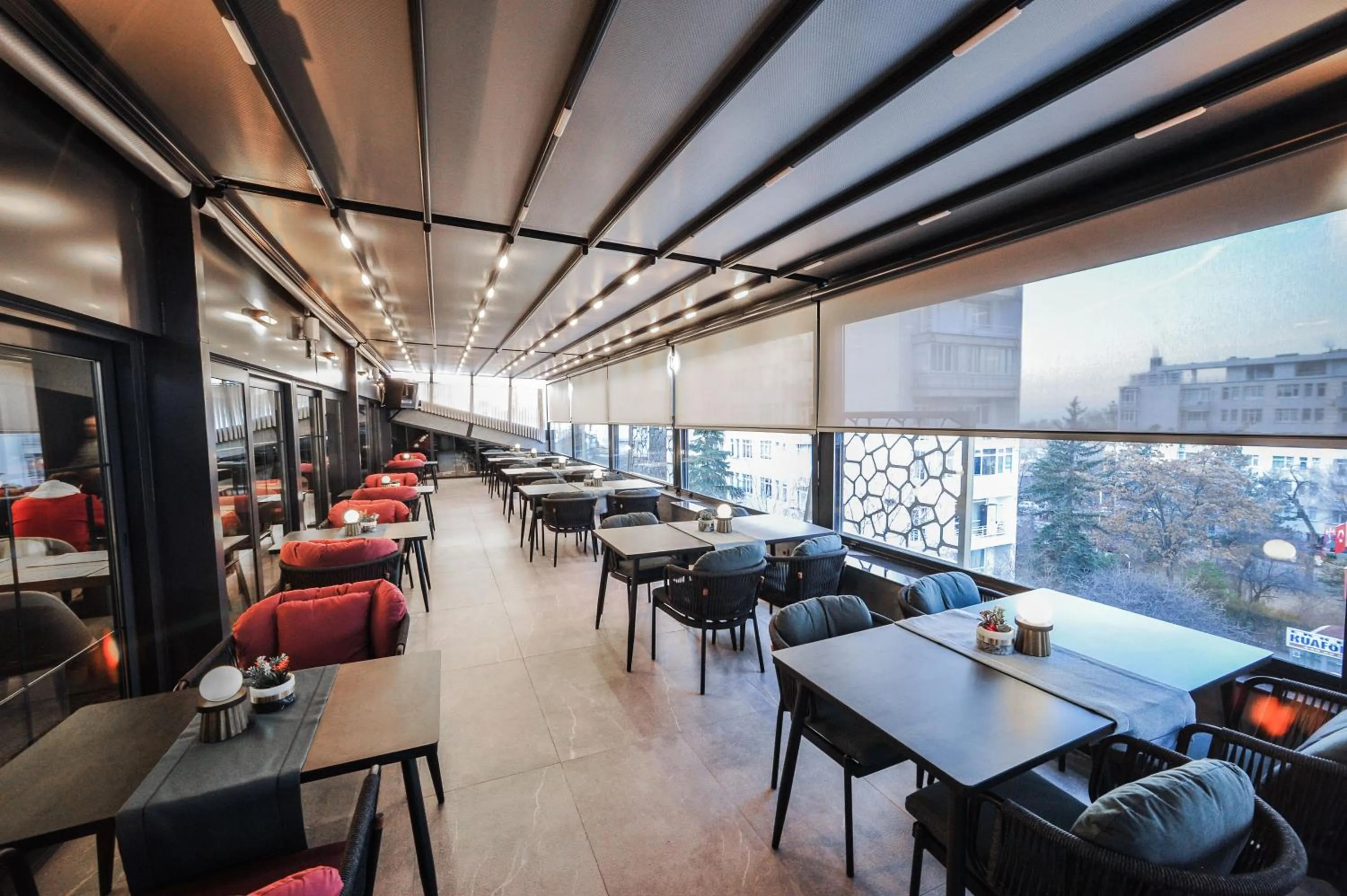 Restaurant/places to eat in The Alpfine Hotel