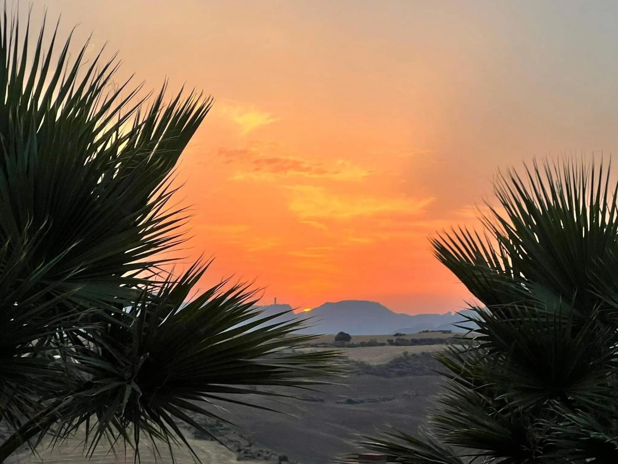 Sunrise, Sunrise/Sunset in B&B Casa Loré D'or