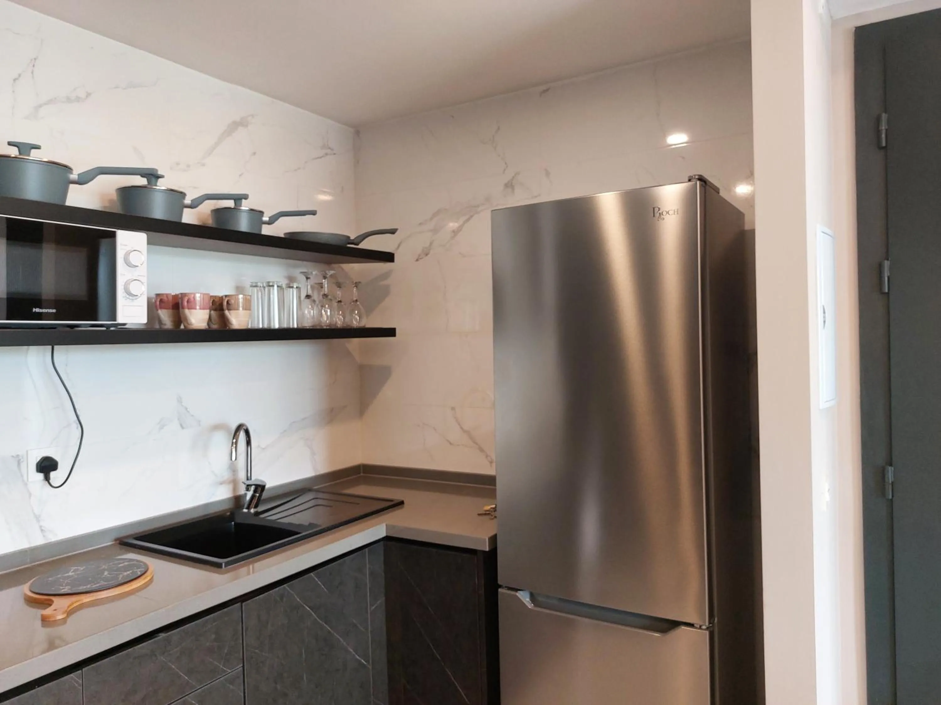Kitchen or kitchenette in Kololi Sands Apartments