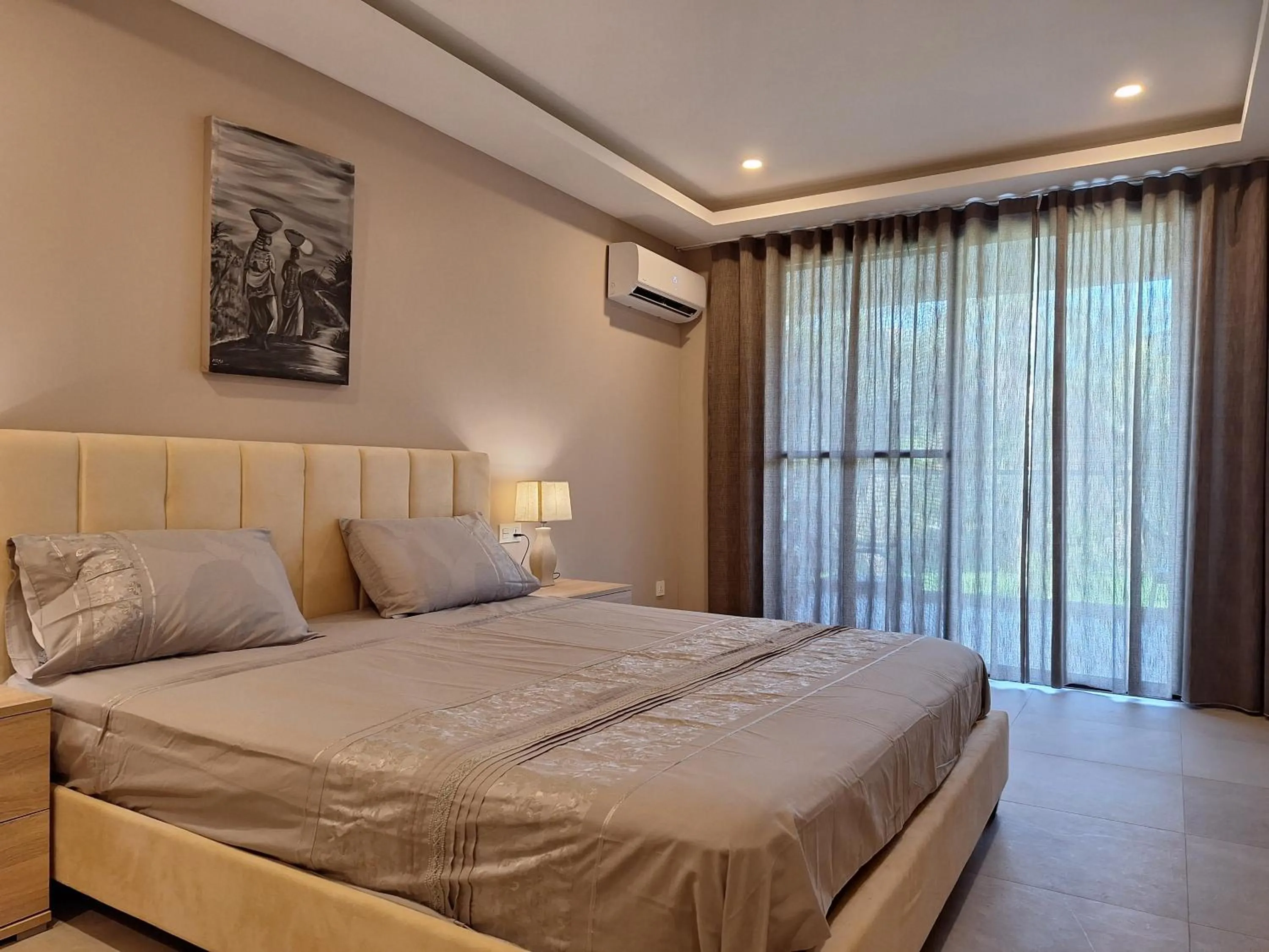 Bed in Kololi Sands Apartments