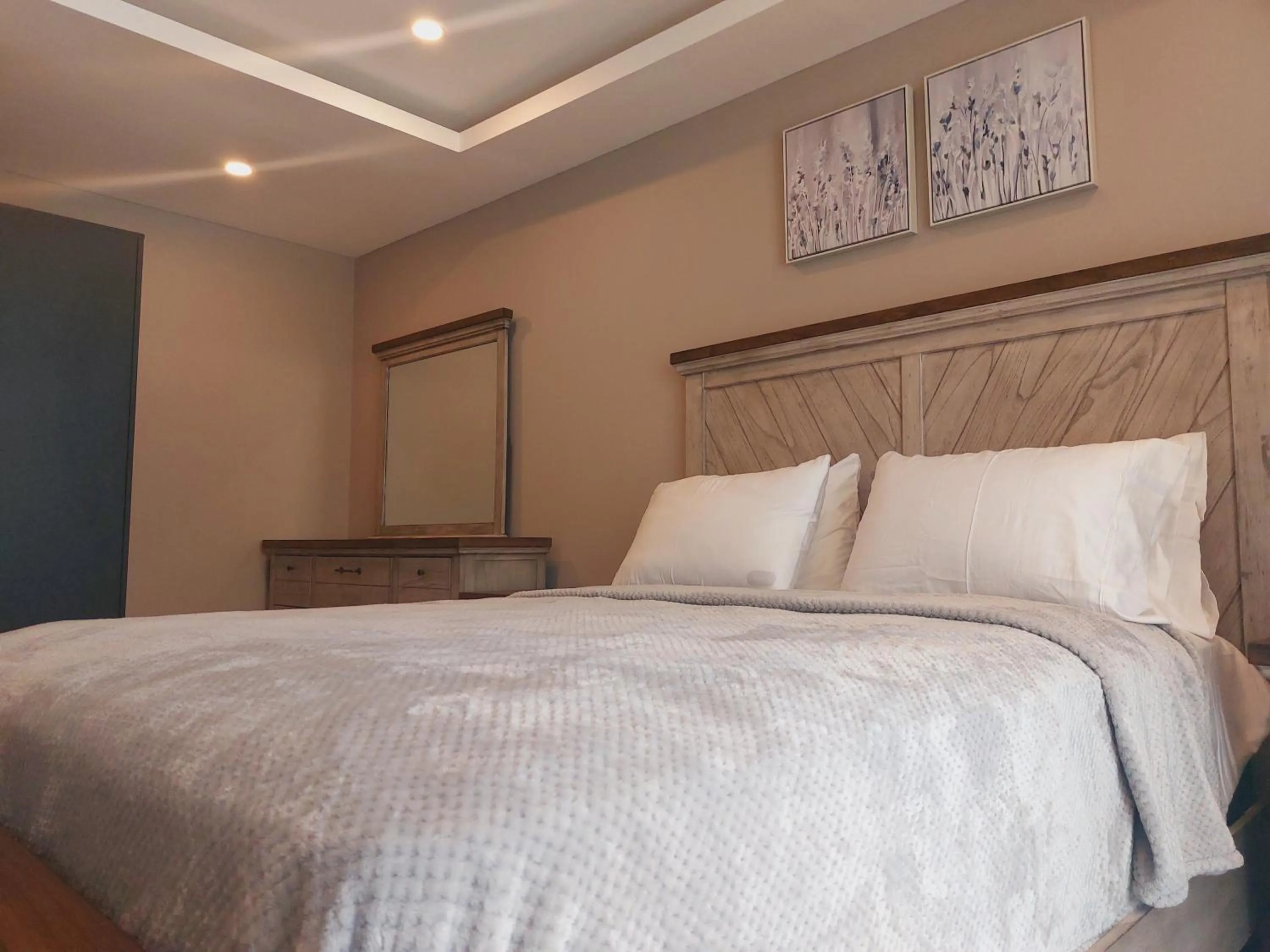 Bed in Kololi Sands Apartments