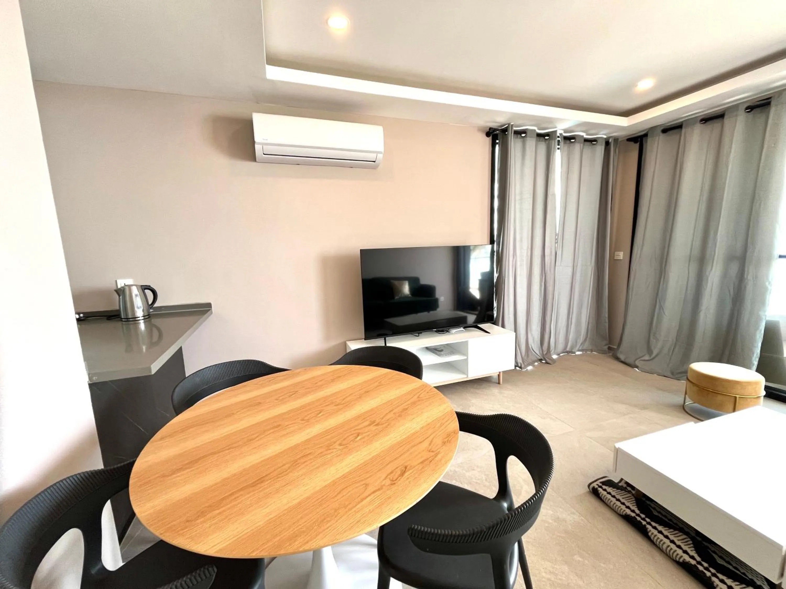 TV and multimedia, Bed in Kololi Sands Apartments