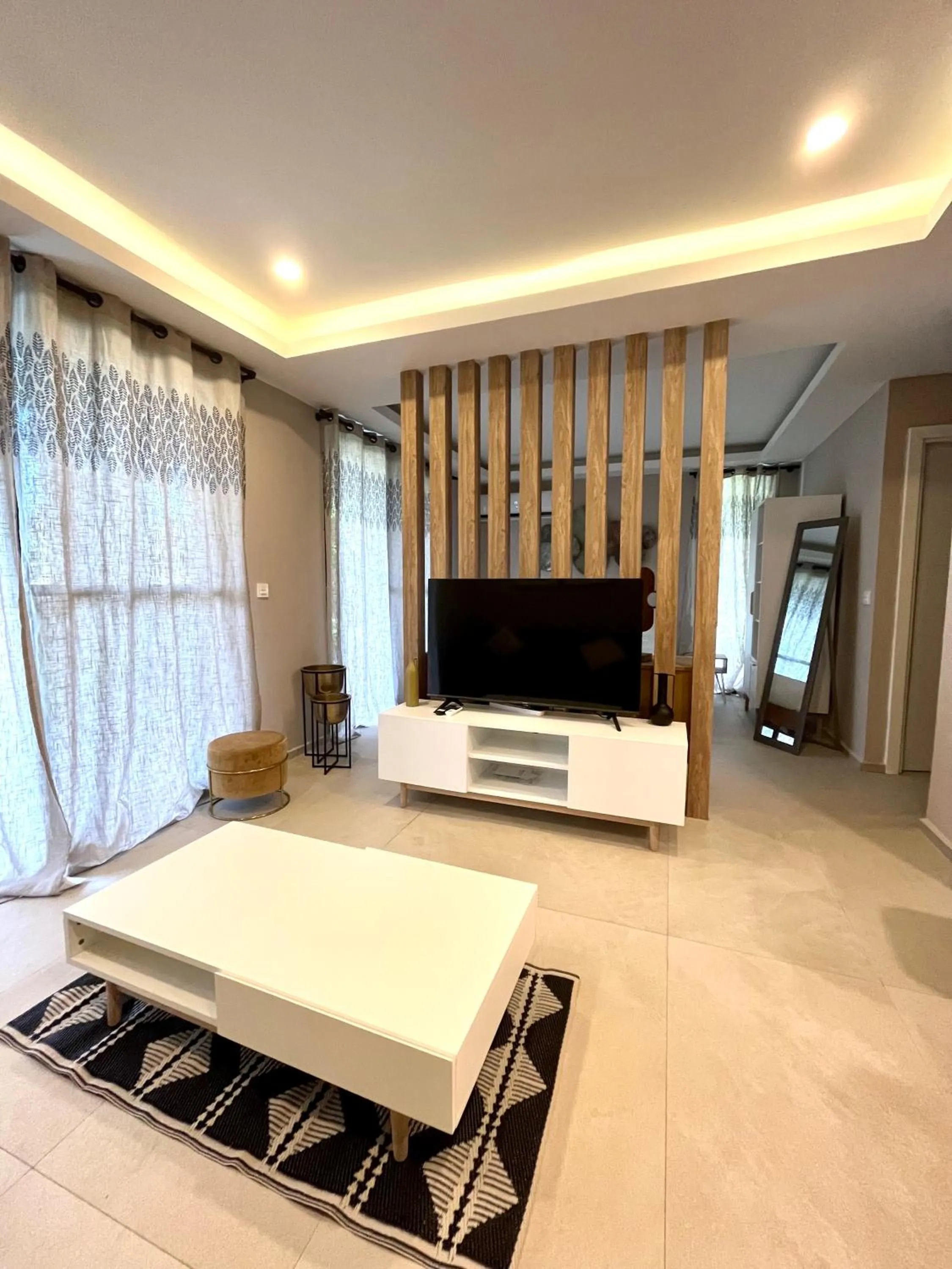 TV and multimedia in Kololi Sands Apartments