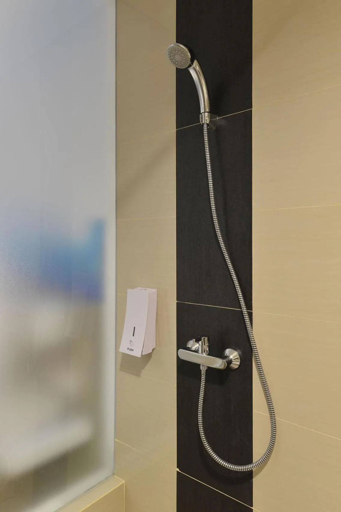 Shower in Moritz Biz Gandaria