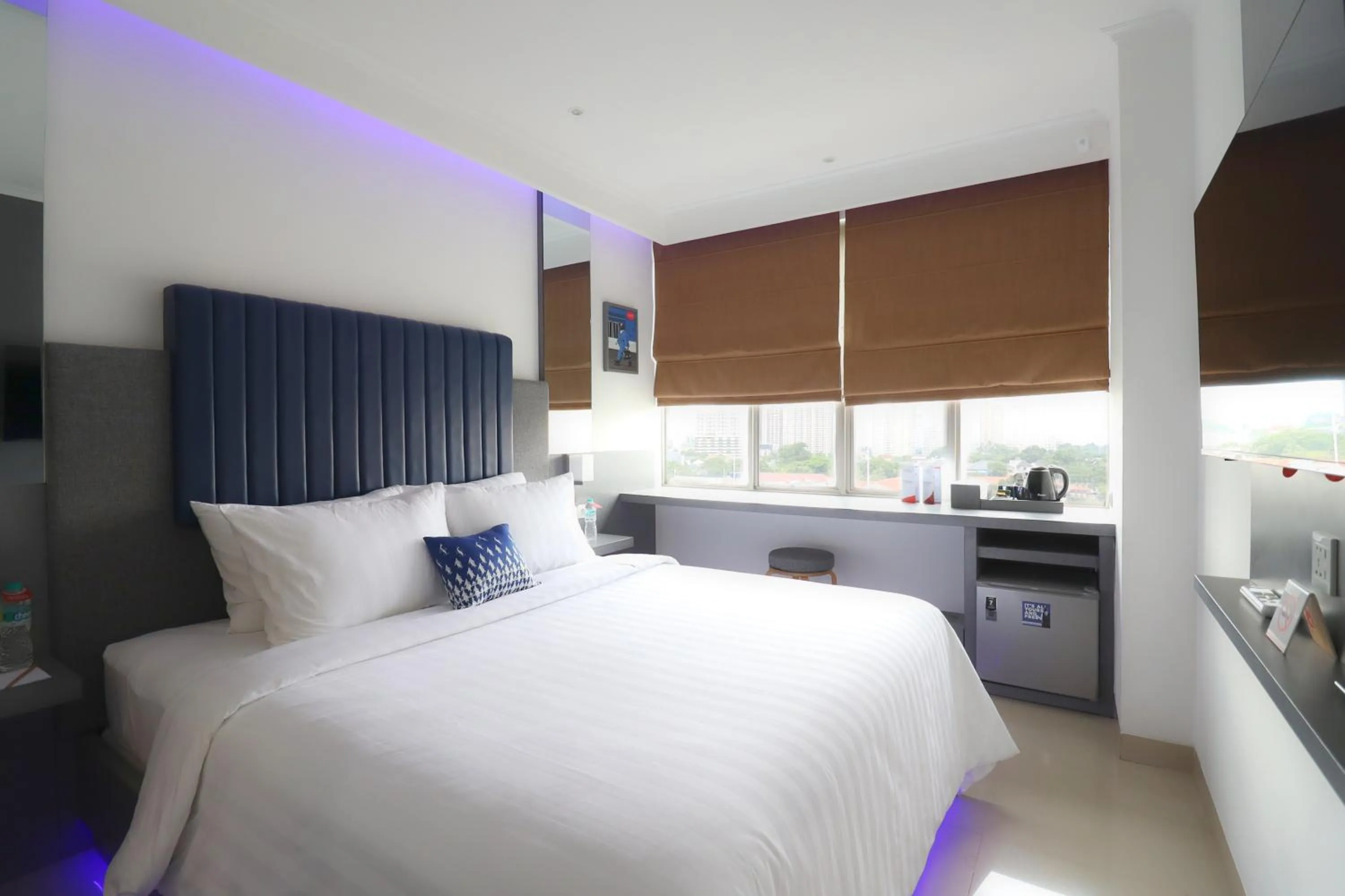 Bedroom, Bed in Moritz Biz Gandaria