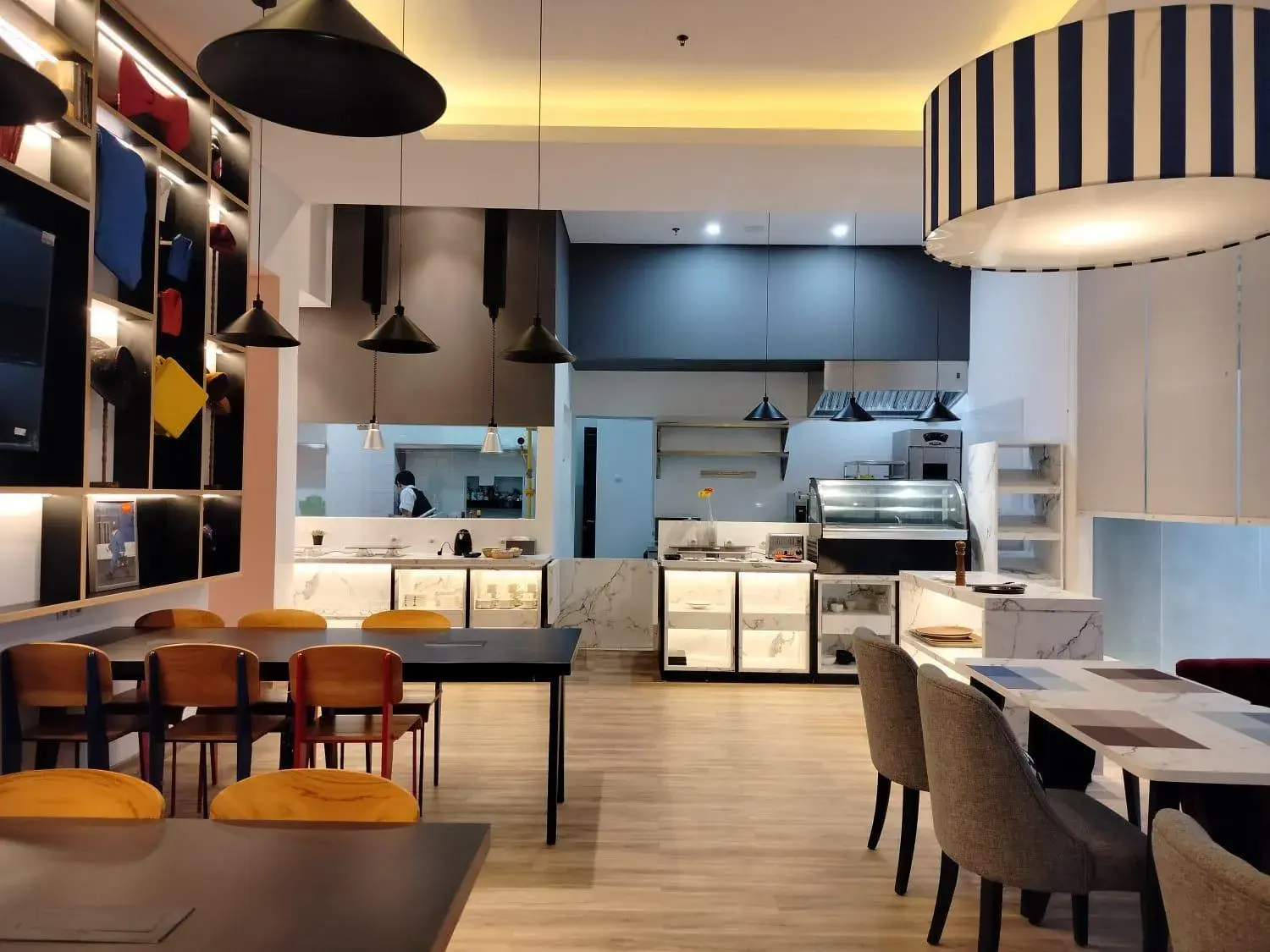 Restaurant/places to eat in Moritz Biz Gandaria Restaurant/places to eat in Moritz Biz Gandaria