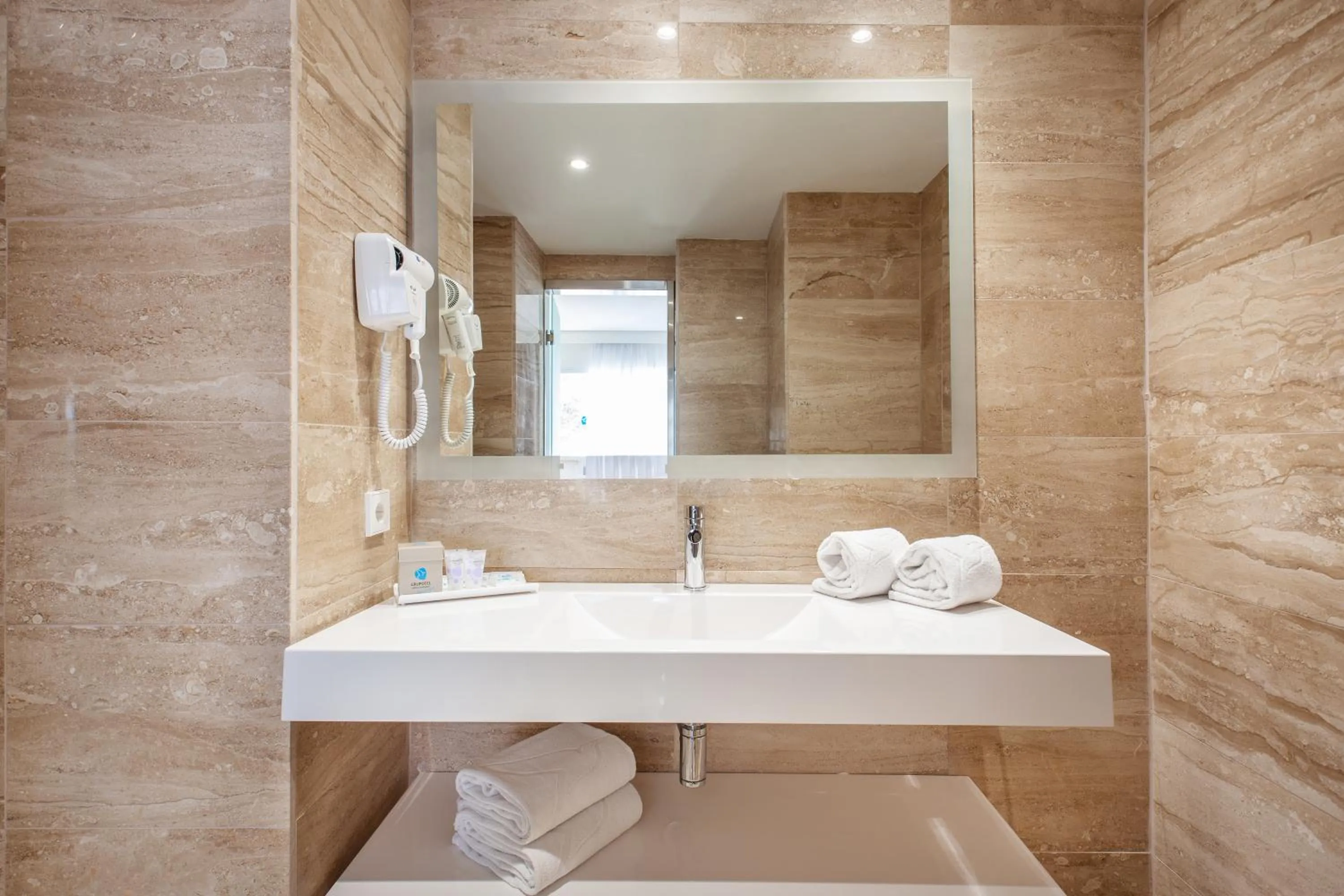 Bathroom in Grupotel Los Príncipes & Spa