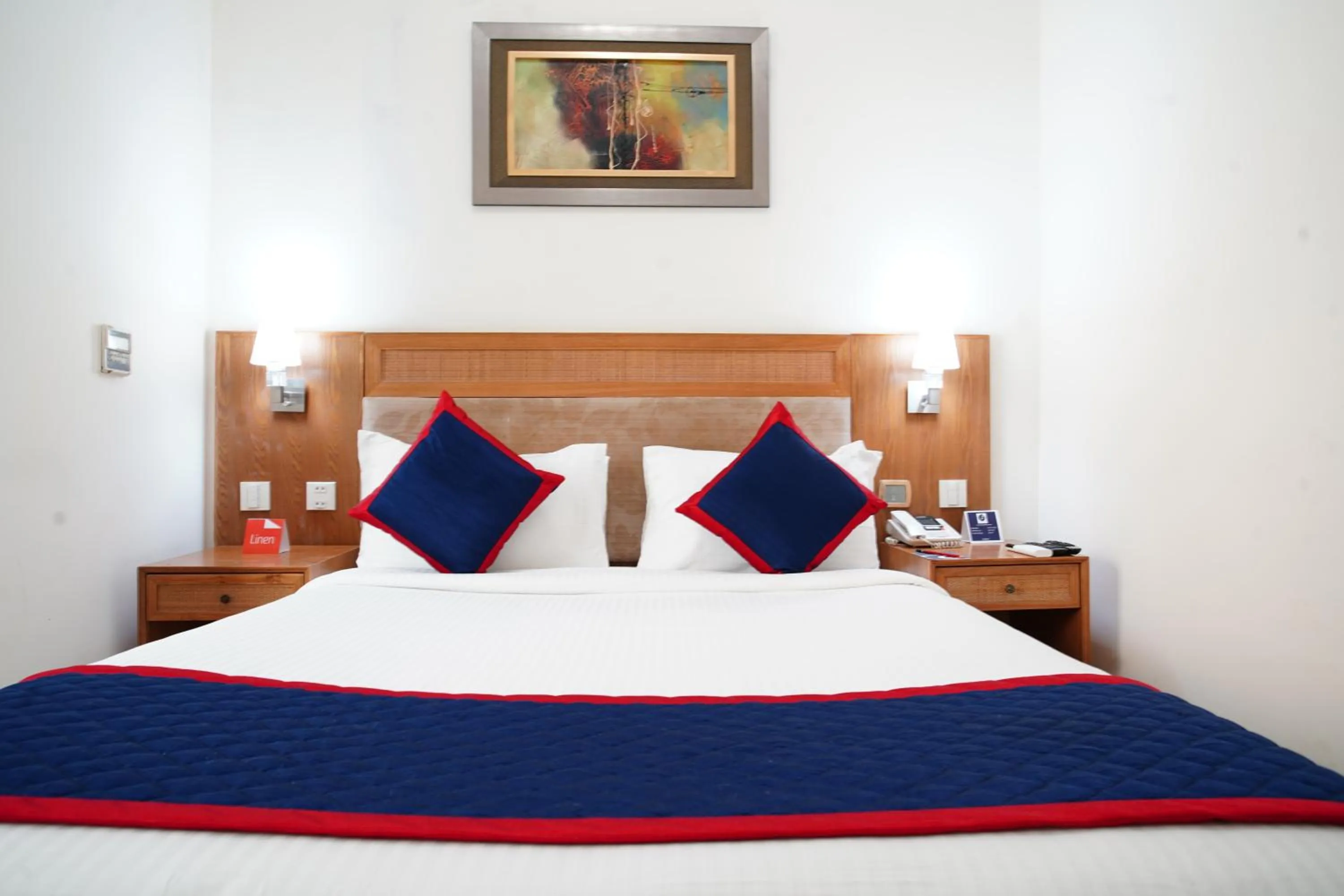 Bed in Zip By Spree Hotels Delhi Greater Kailash