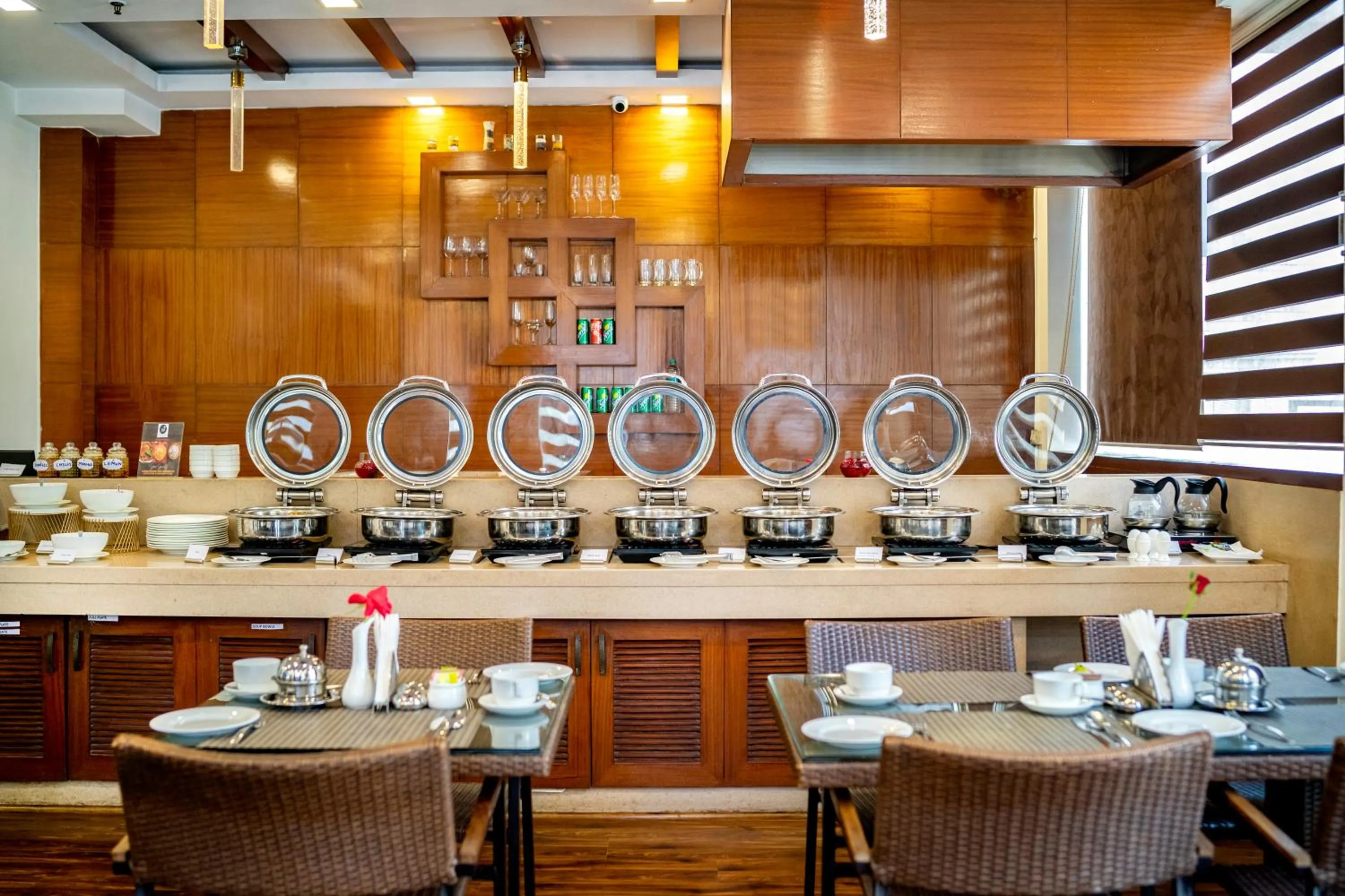 Restaurant/places to eat in Zip By Spree Hotels Delhi Greater Kailash