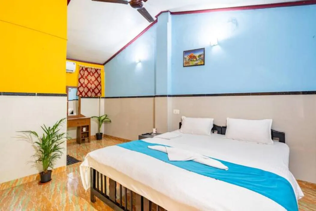 Bed in Casanova by the Sea - Just a walk away to Canacona Beach