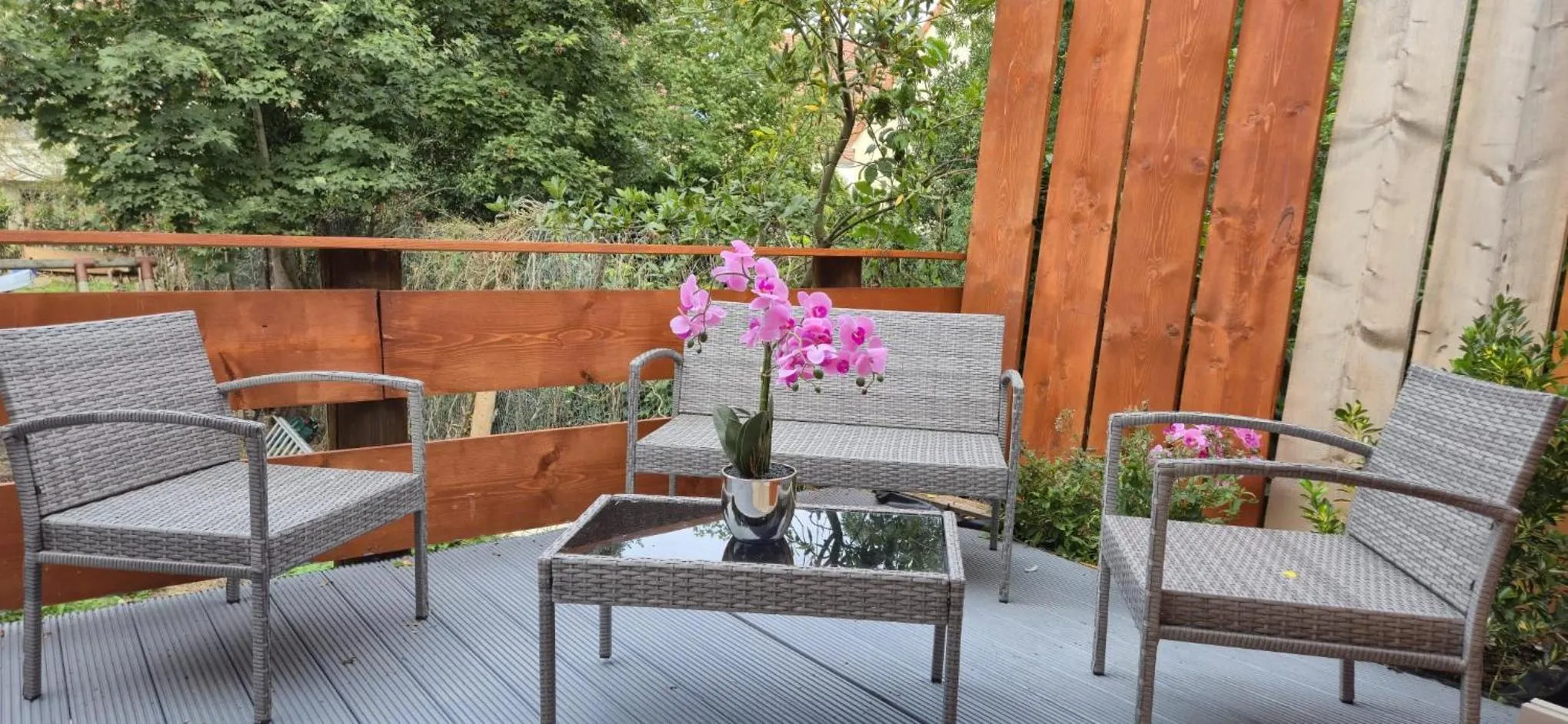 Patio in Kilomètre 99