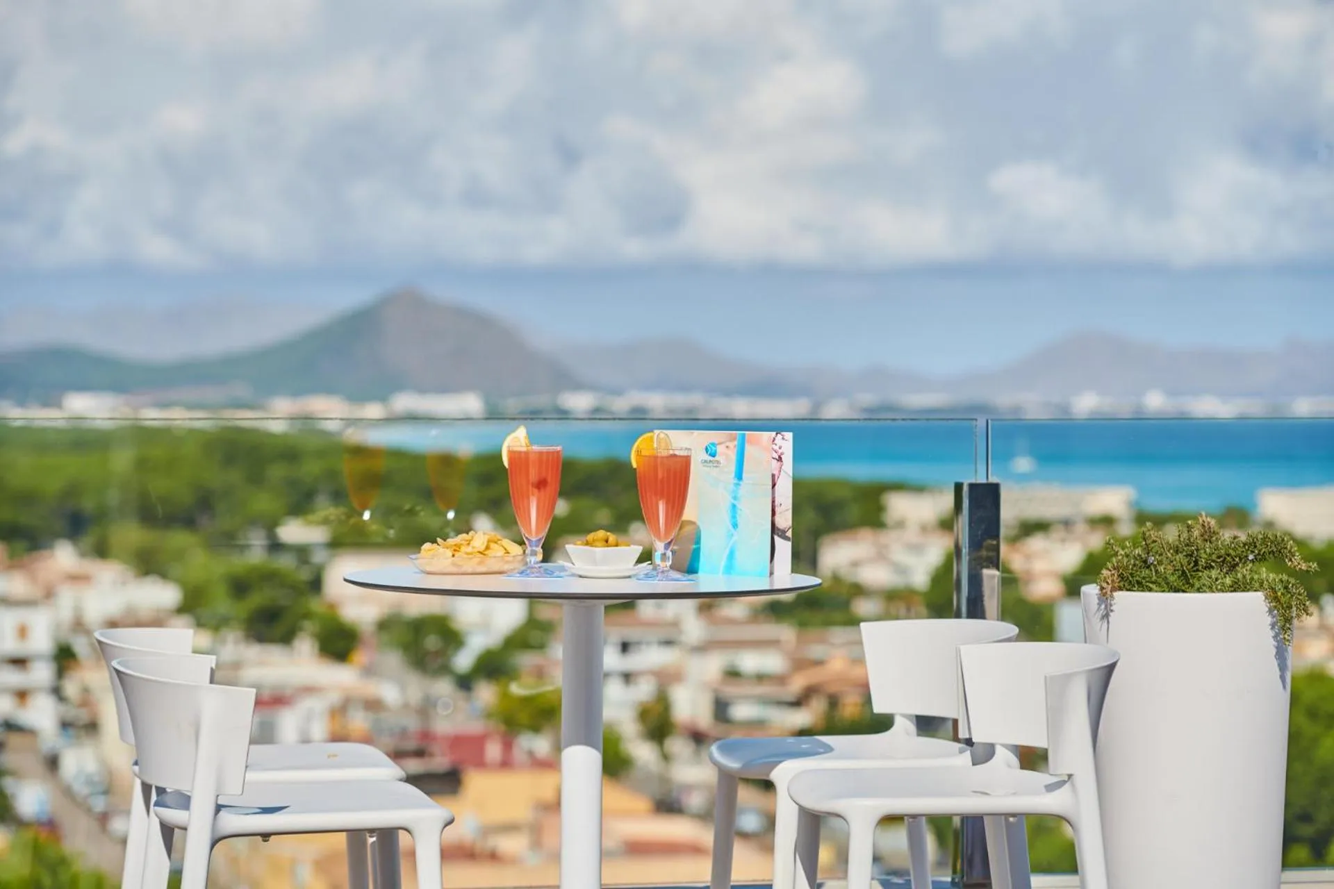 Lounge or bar in Grupotel Gran Vista & Spa