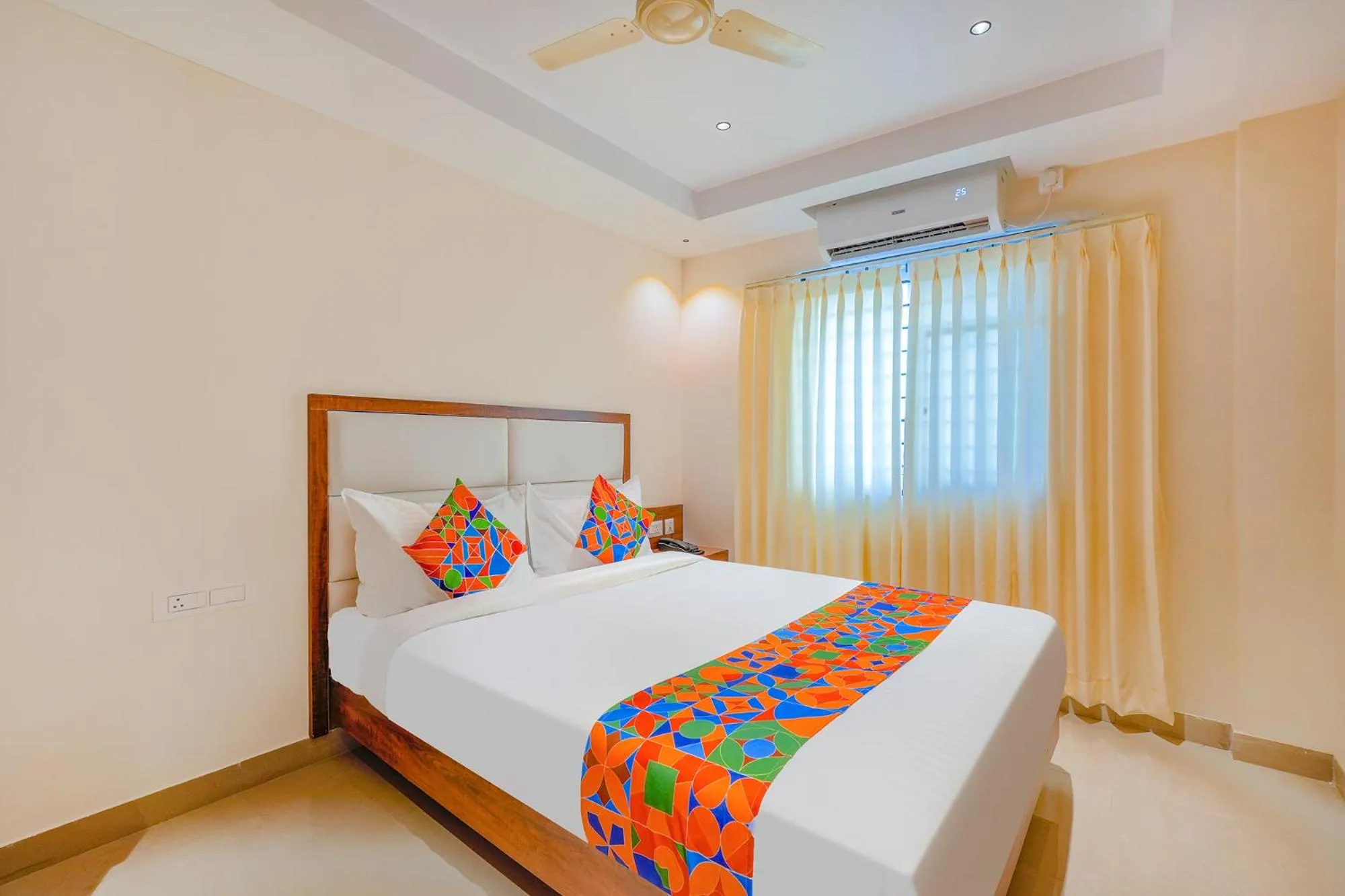 Bed in FabHotel Phoenix Brookfield - Nr Kundalahalli Main Road
