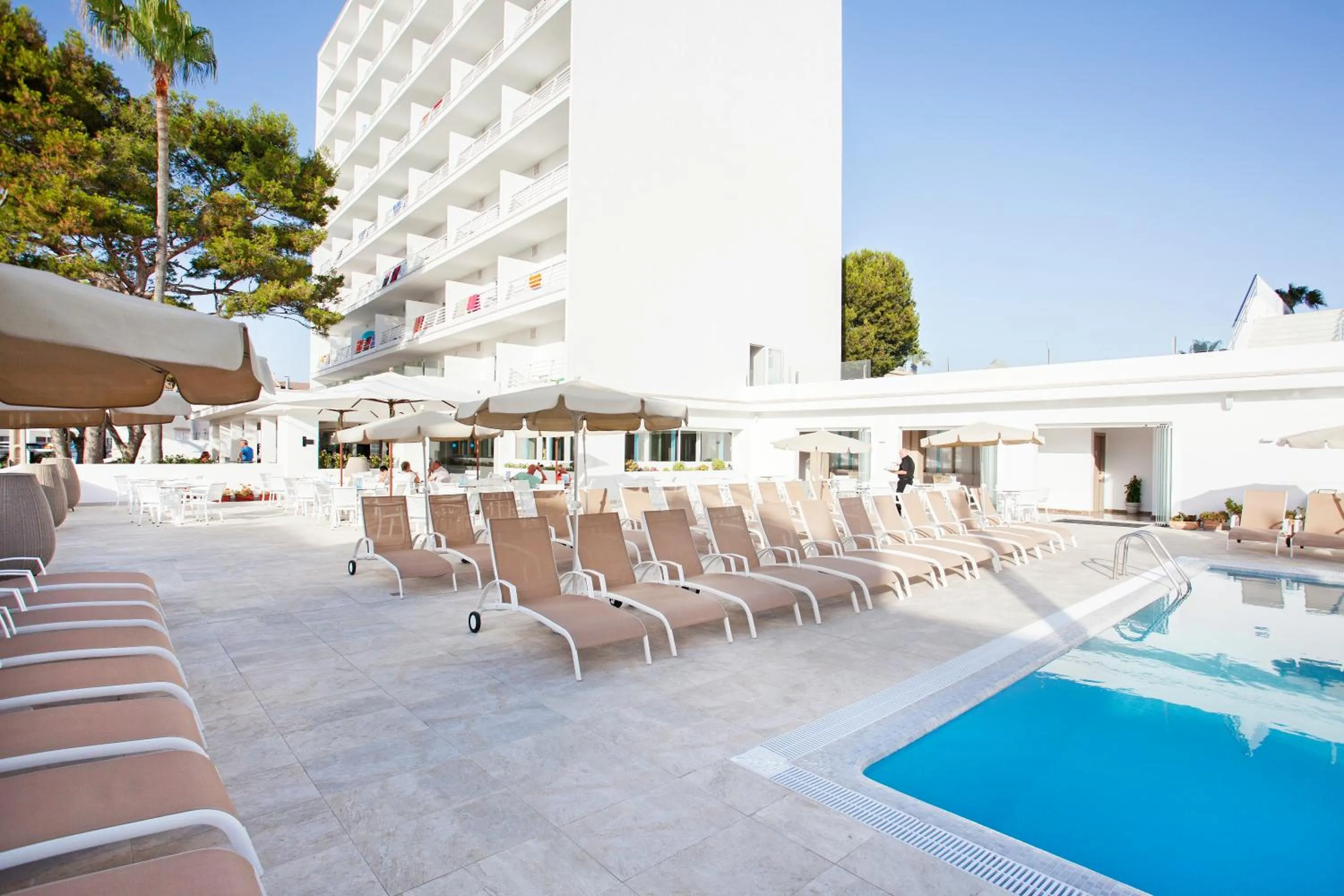 Day in Grupotel Farrutx