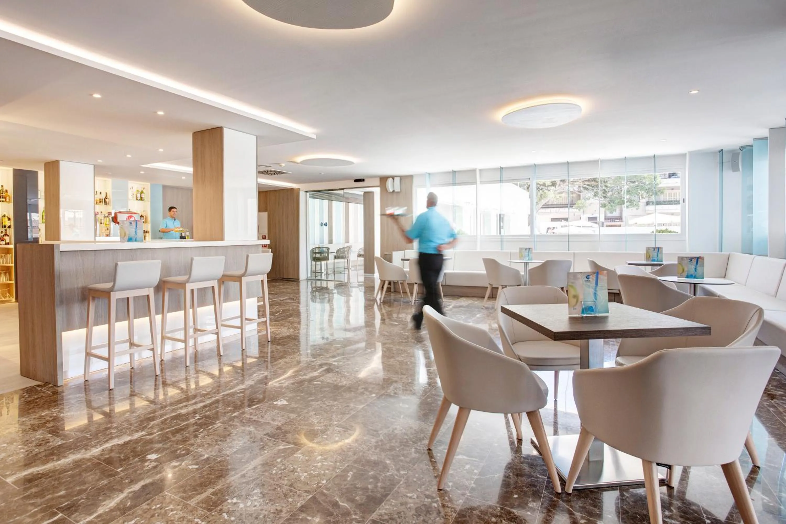 Lounge or bar in Grupotel Farrutx