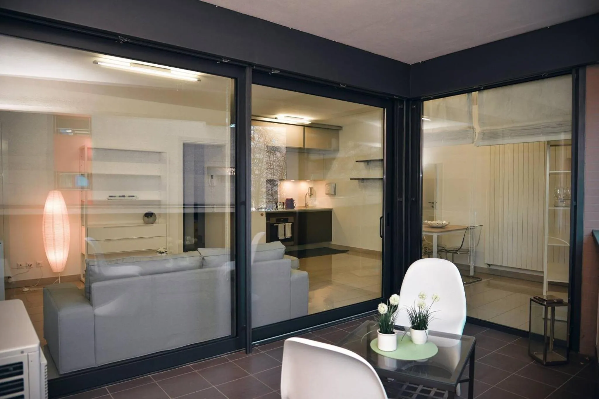 Living room in New Central Plaza Apartment -2