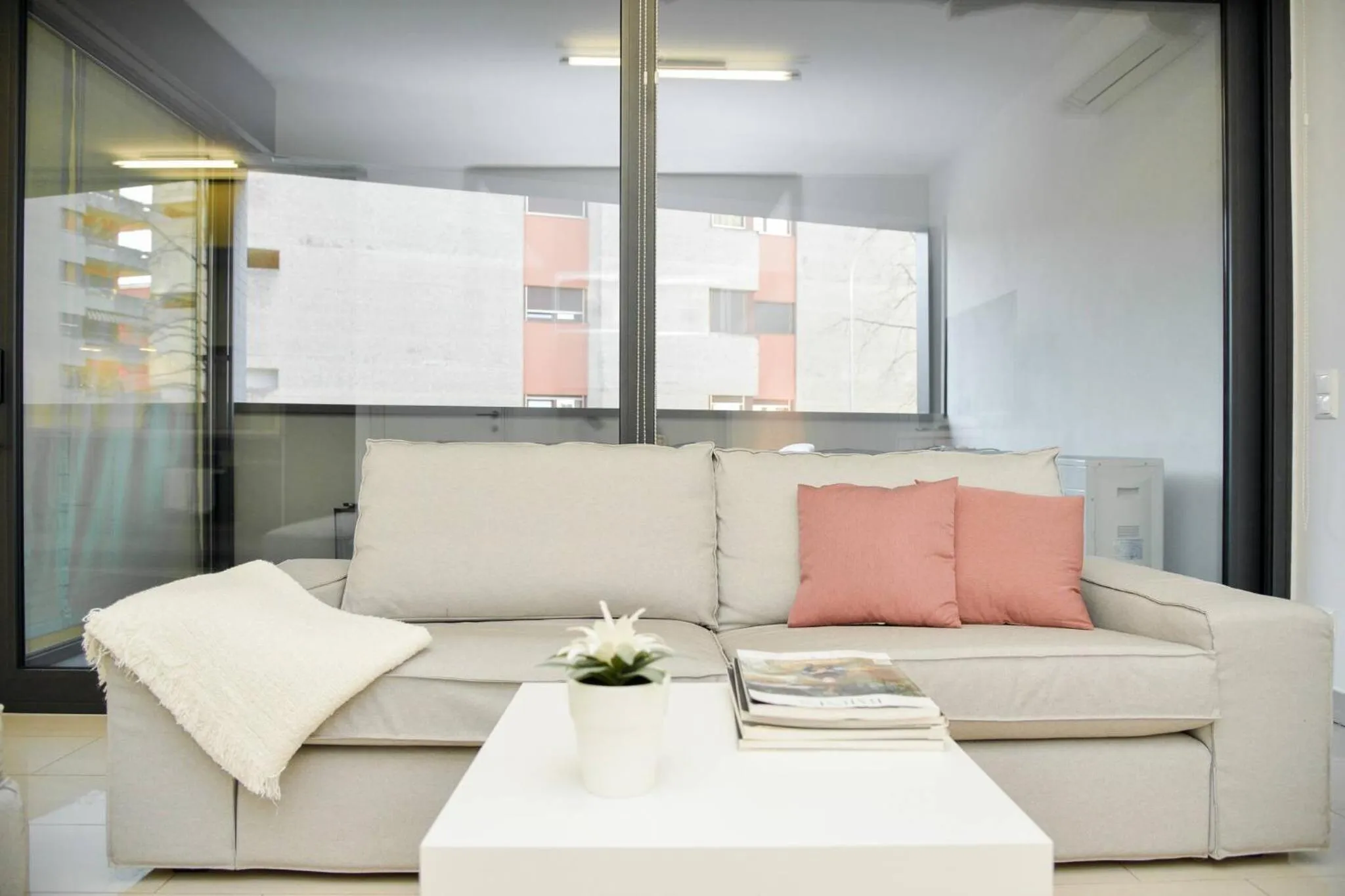 Living room in New Central Plaza Apartment -2