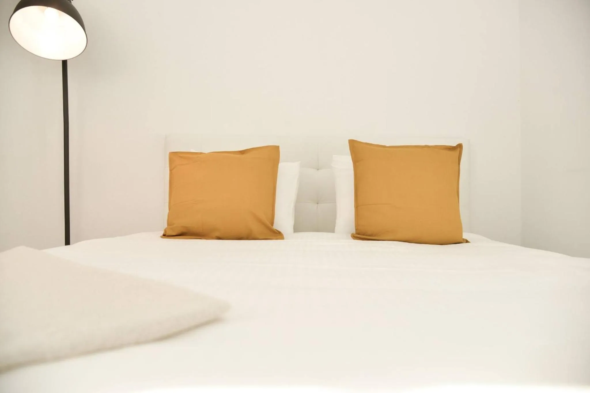 Bed in New Central Plaza Apartment -2