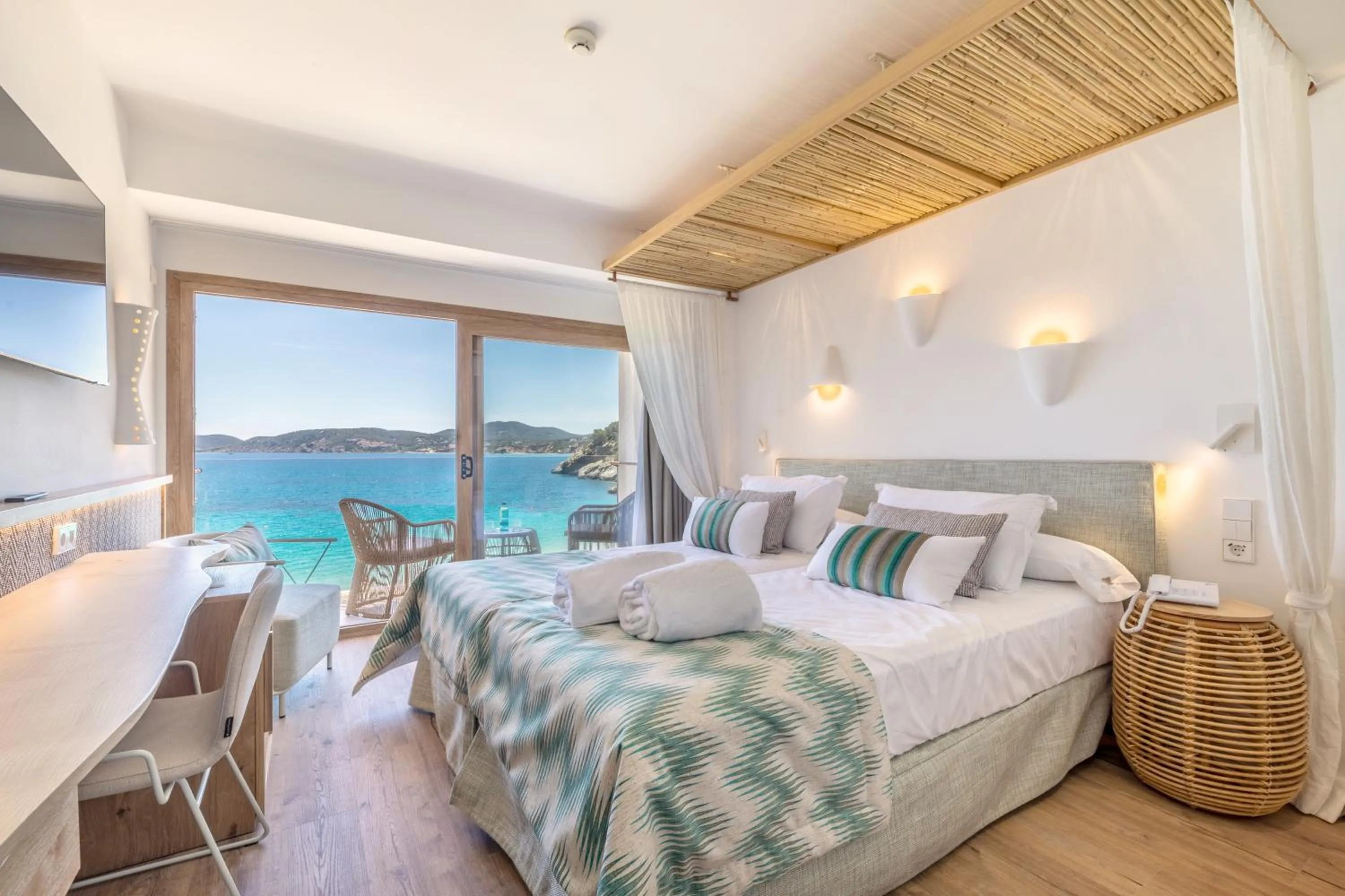 Bed in El Somni Ibiza Dream Hotel by Grupotel