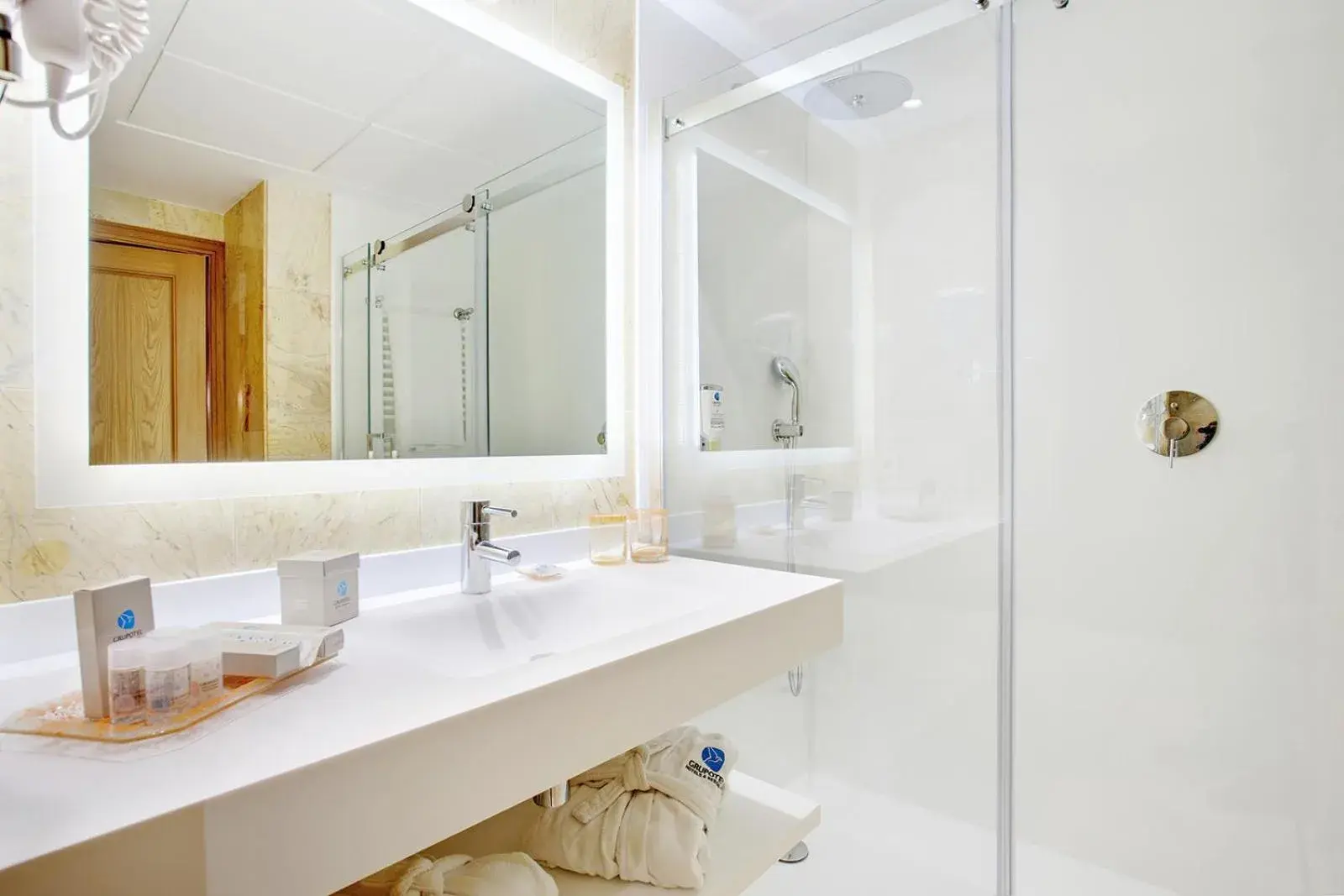 Bathroom in Grupotel Parc Natural & Spa Bathroom in Grupotel Parc Natural & Spa
