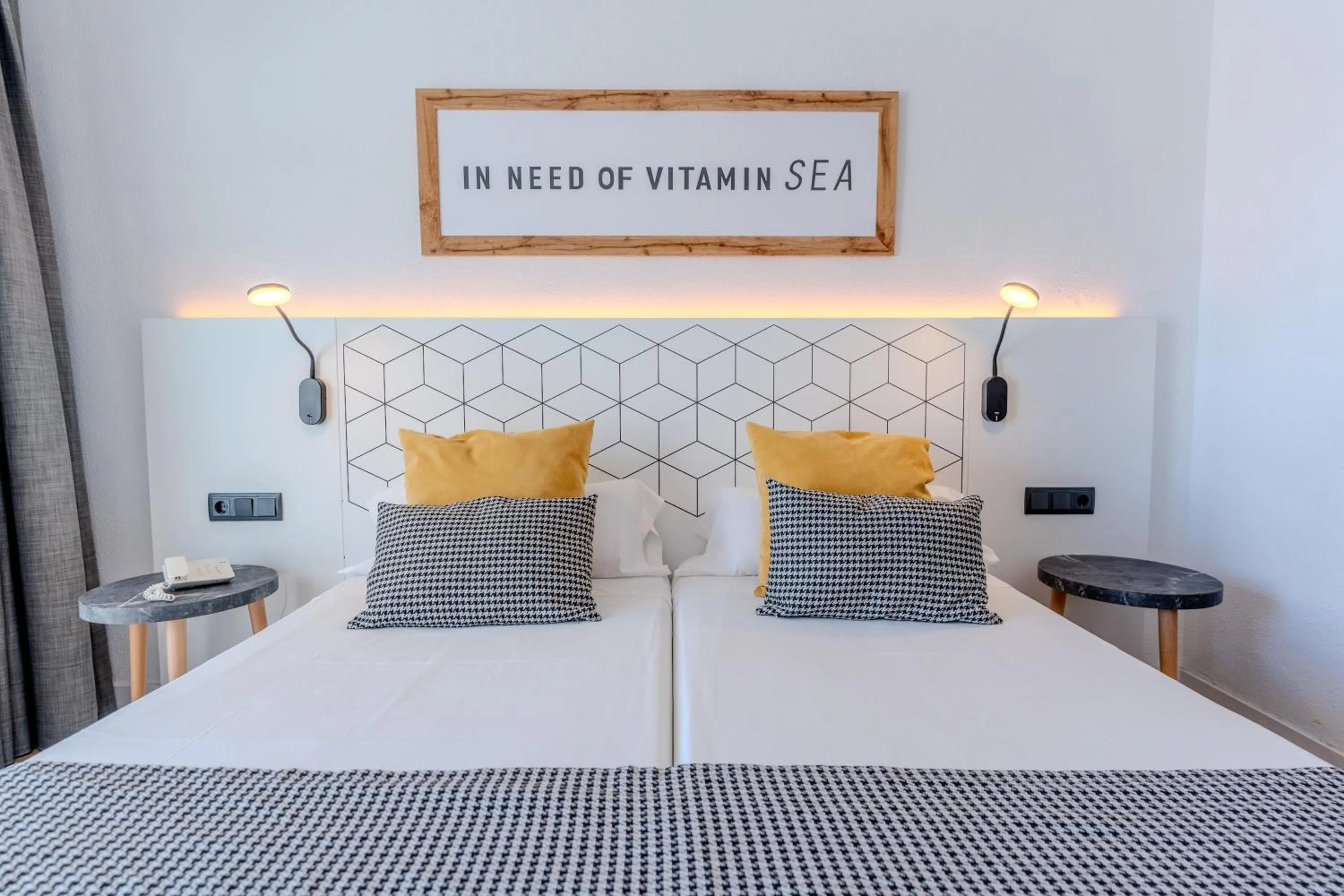 Bed in Flamboyan Caribe Hotel & Spa