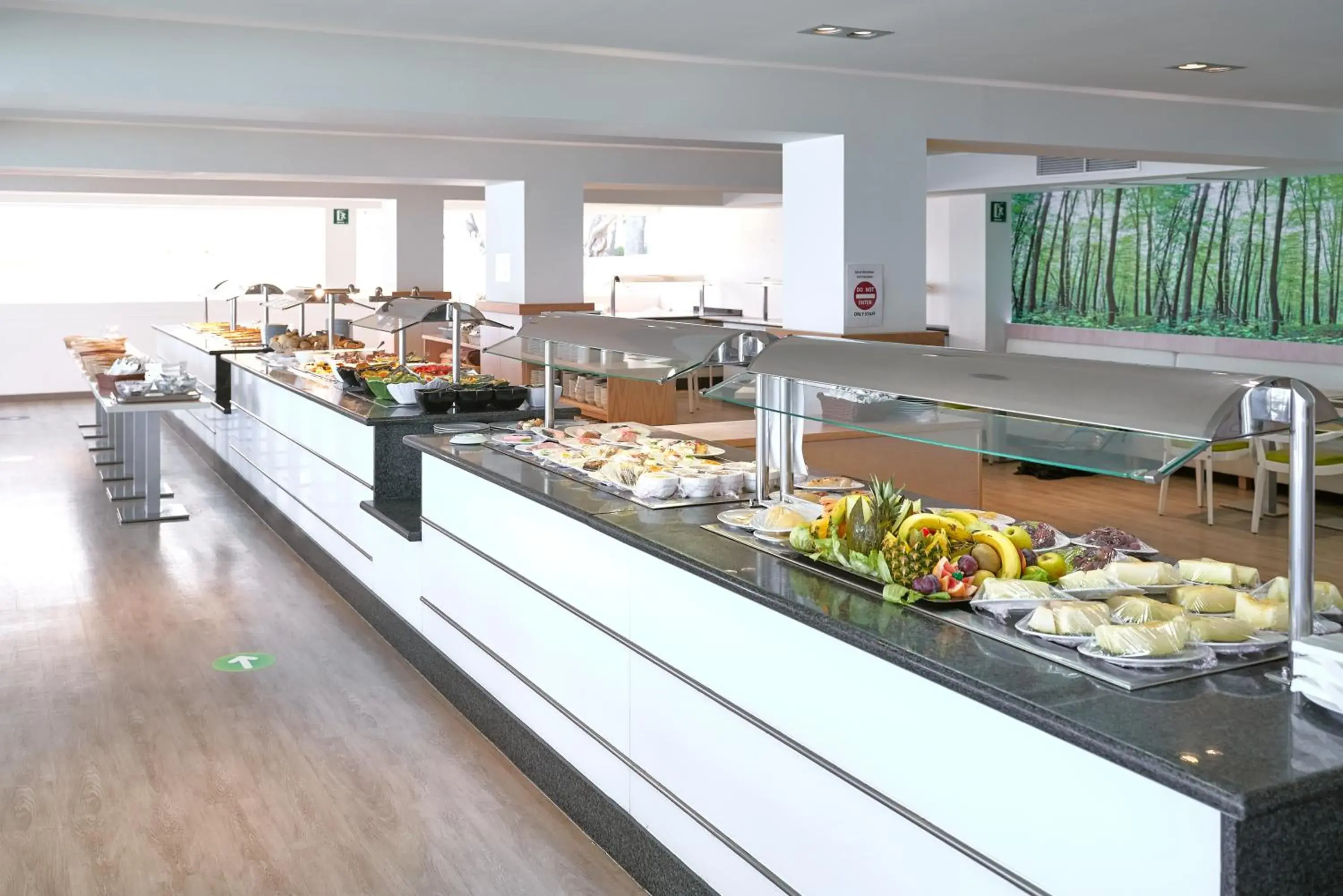 Restaurant/places to eat in Flamboyan Caribe Hotel & Spa Restaurant/places to eat in Flamboyan Caribe Hotel & Spa