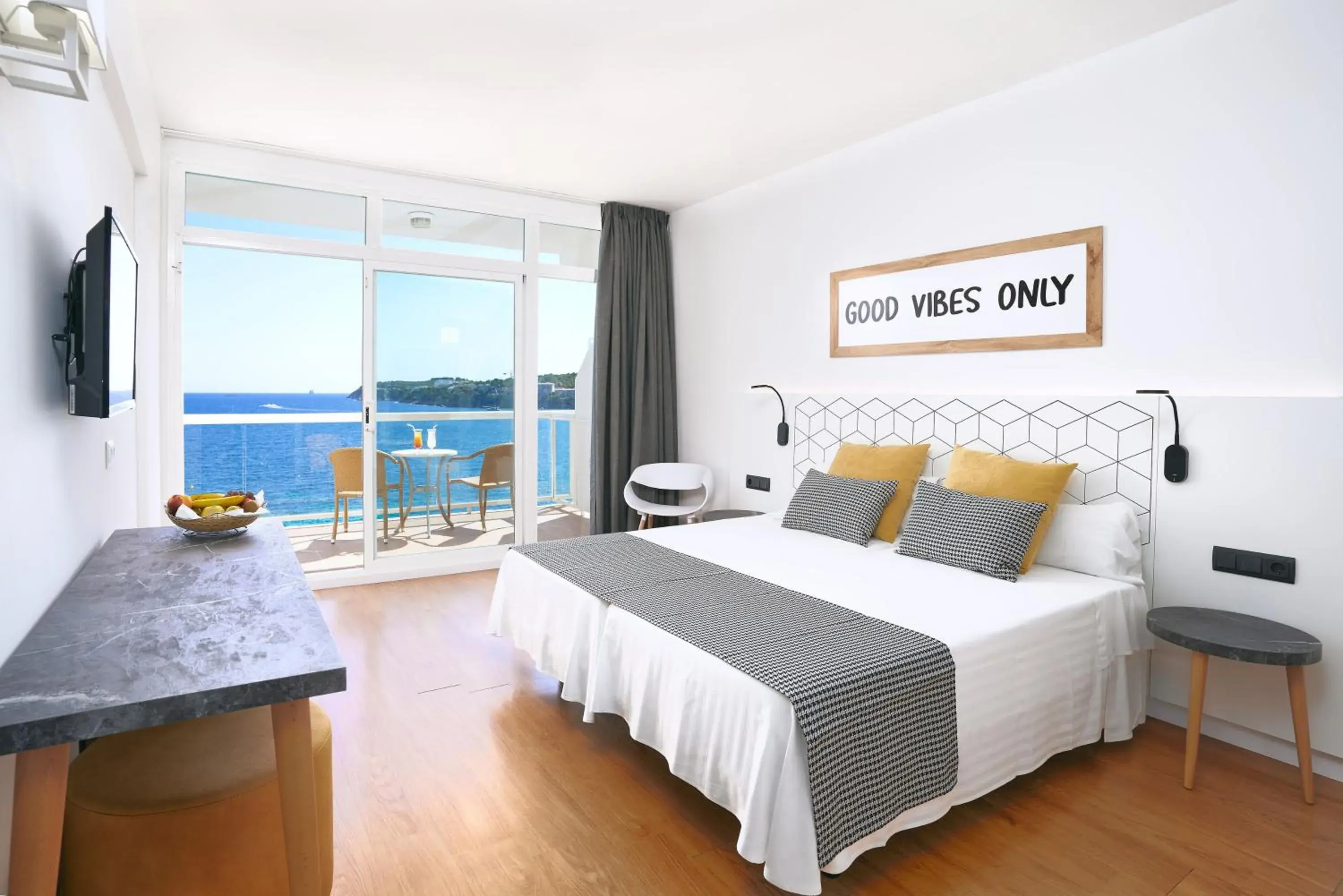 Premium Twin Room with Sea View - single occupancy - Spa Access Included in Flamboyan Caribe Hotel & Spa Premium Twin Room with Sea View - single occupancy - Spa Access Included in Flamboyan Caribe Hotel & Spa